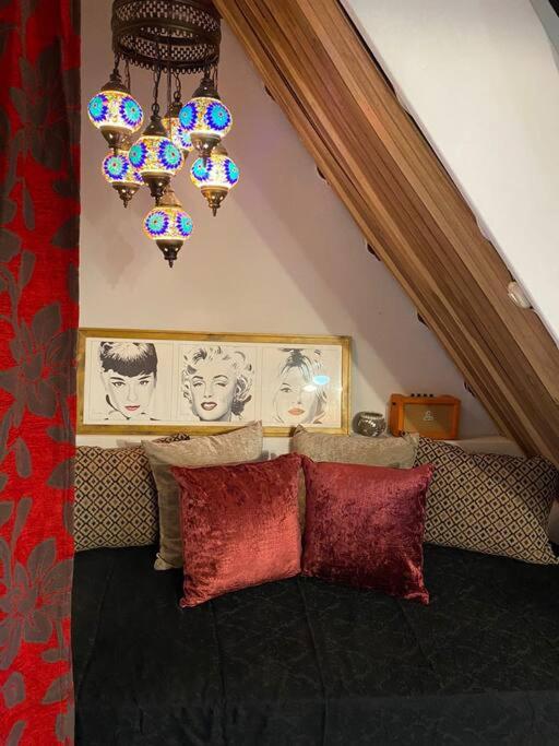 Beautiful Loft! Walk from the beach! view 3