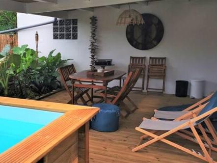 Cottage Tropical view 3