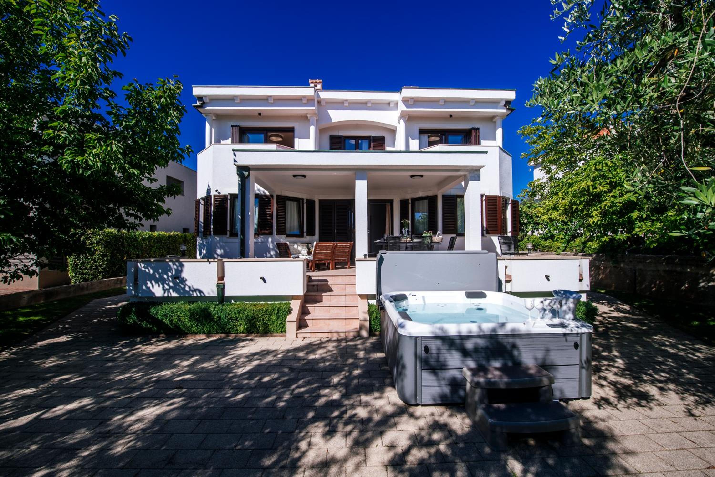 Villa Sonik view 5