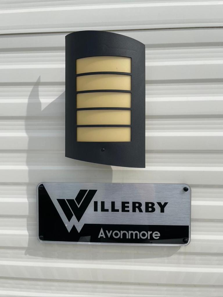 6 Berth Comfy Homely Caravan, Dog Friendly view 3