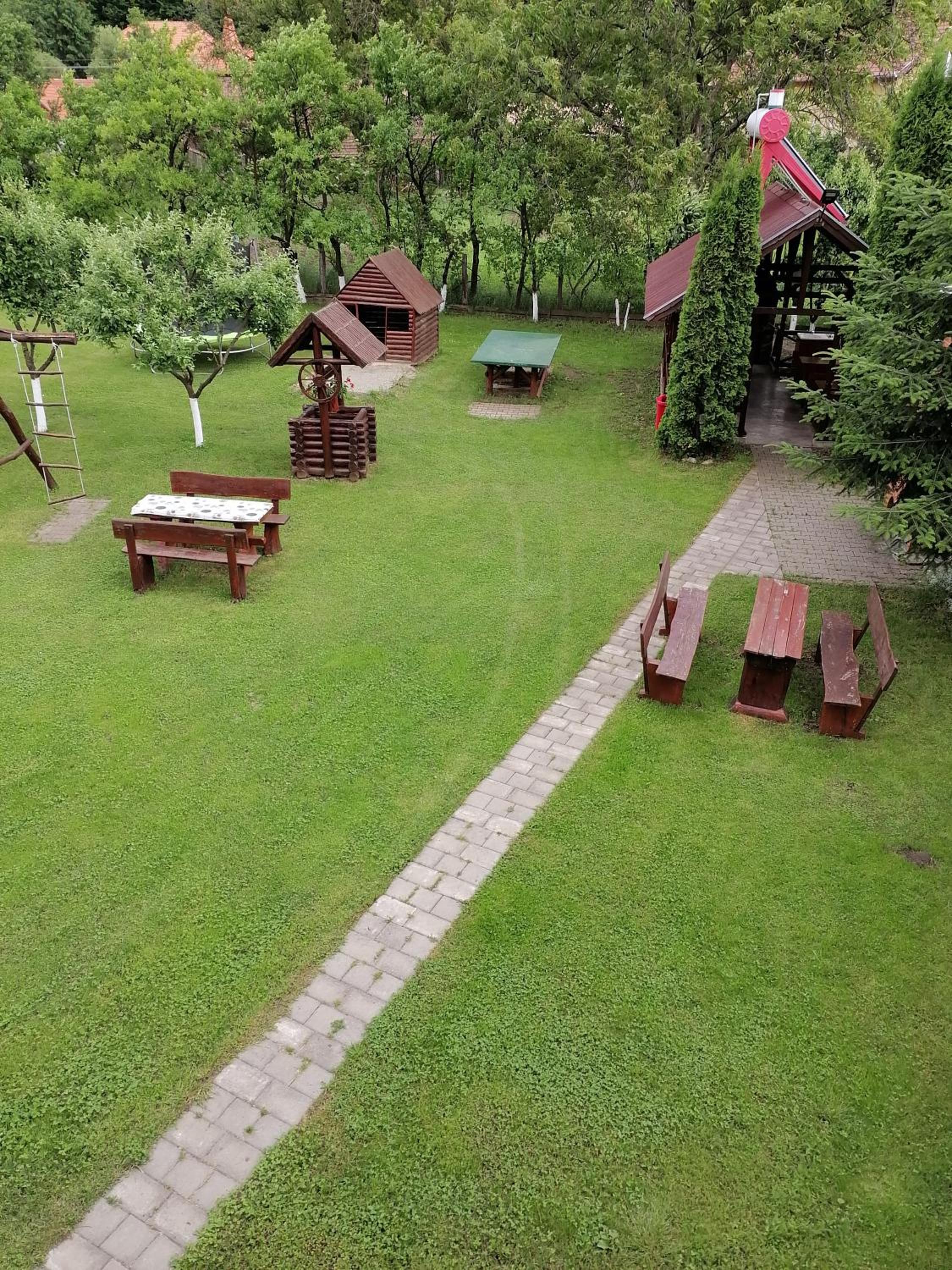 Photo 22