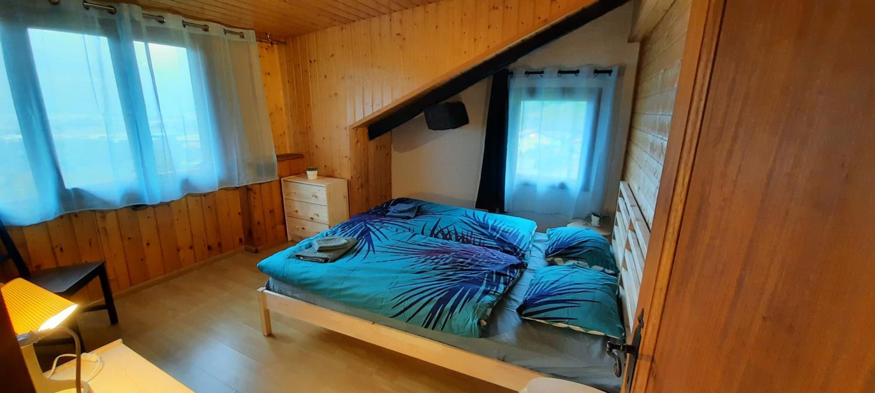 Grand chalet 6-8 personnes, ski et randonnées view 4