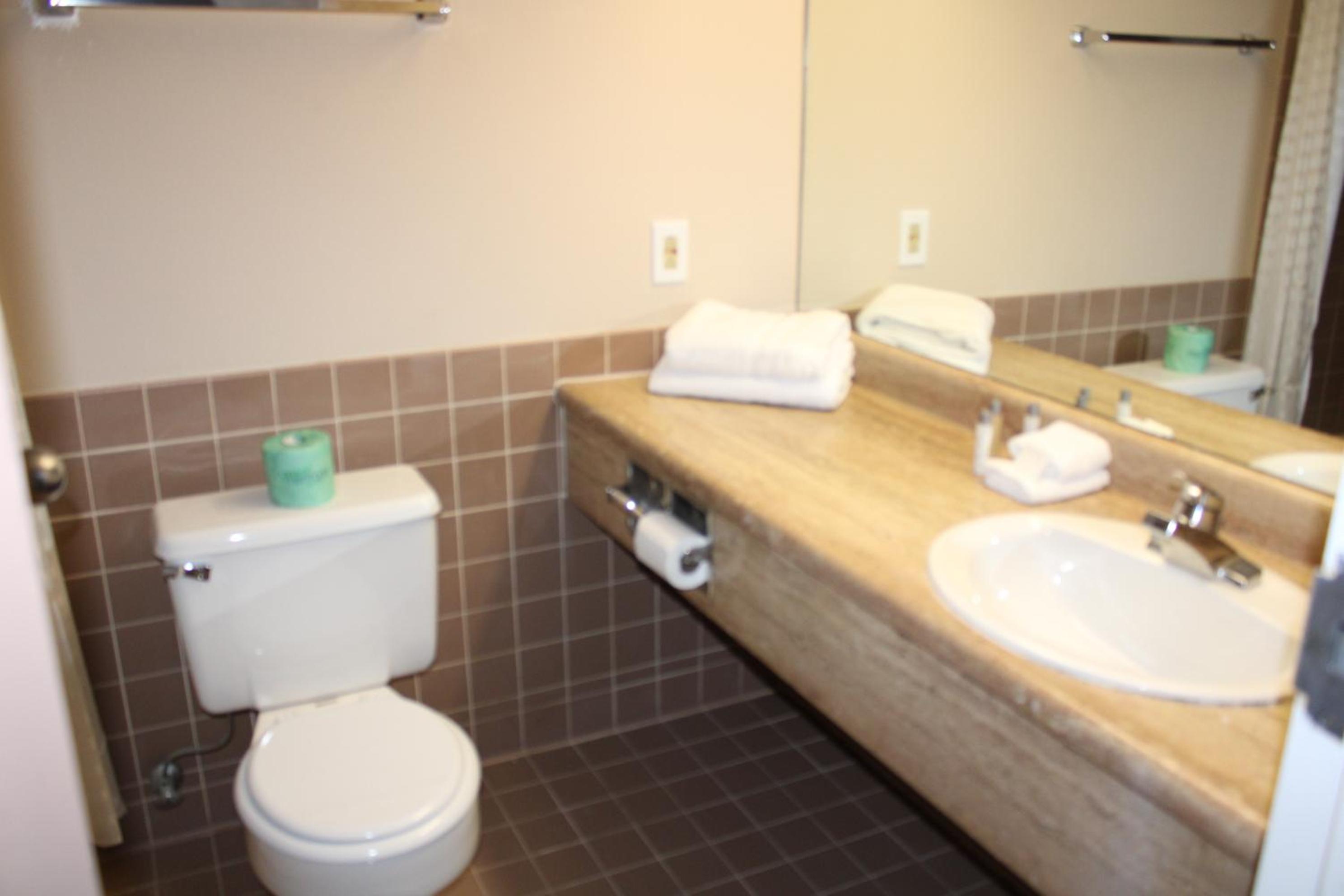 Hagerstown Vacations - Apm Inn Suites - Property Image 48