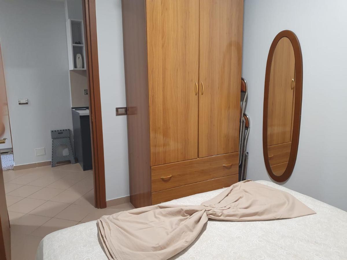 Apartament Mali i Robit