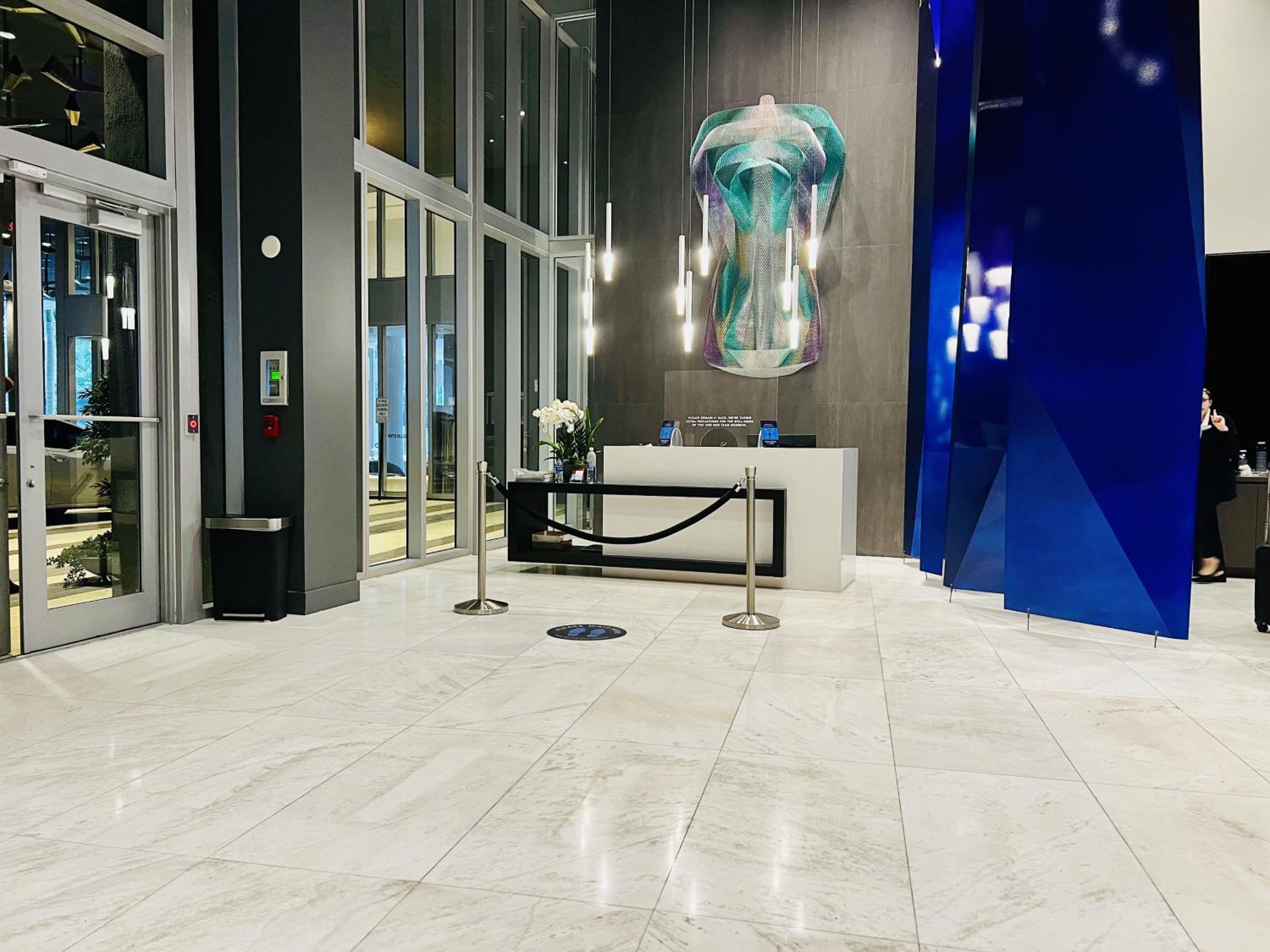 BRAND NEW TOP FLOOR IN THE HEART OF MIAMI