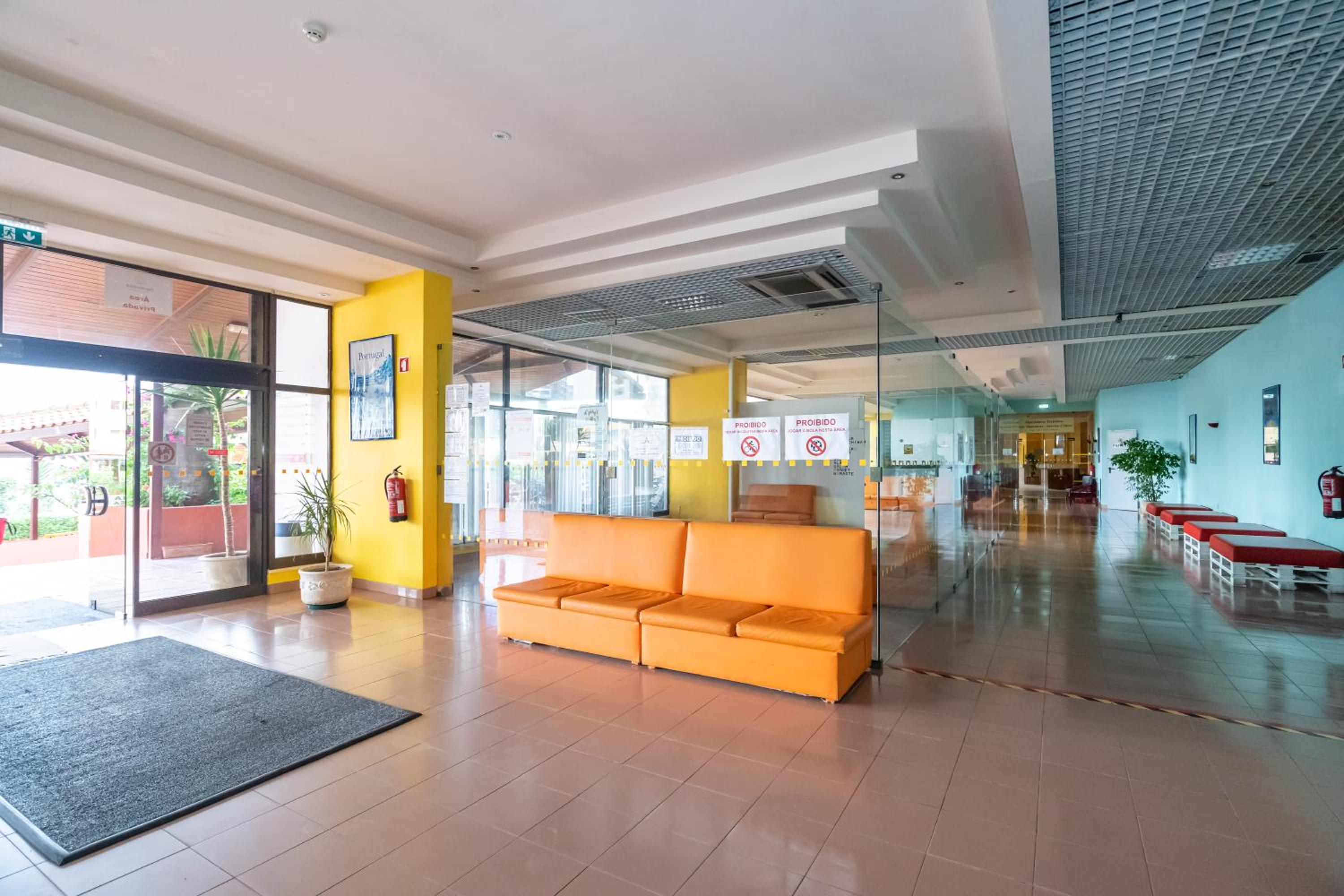 Apartamento 1007 CLUBE PRAIA ROCHA LIC NR 55298 AL view 3