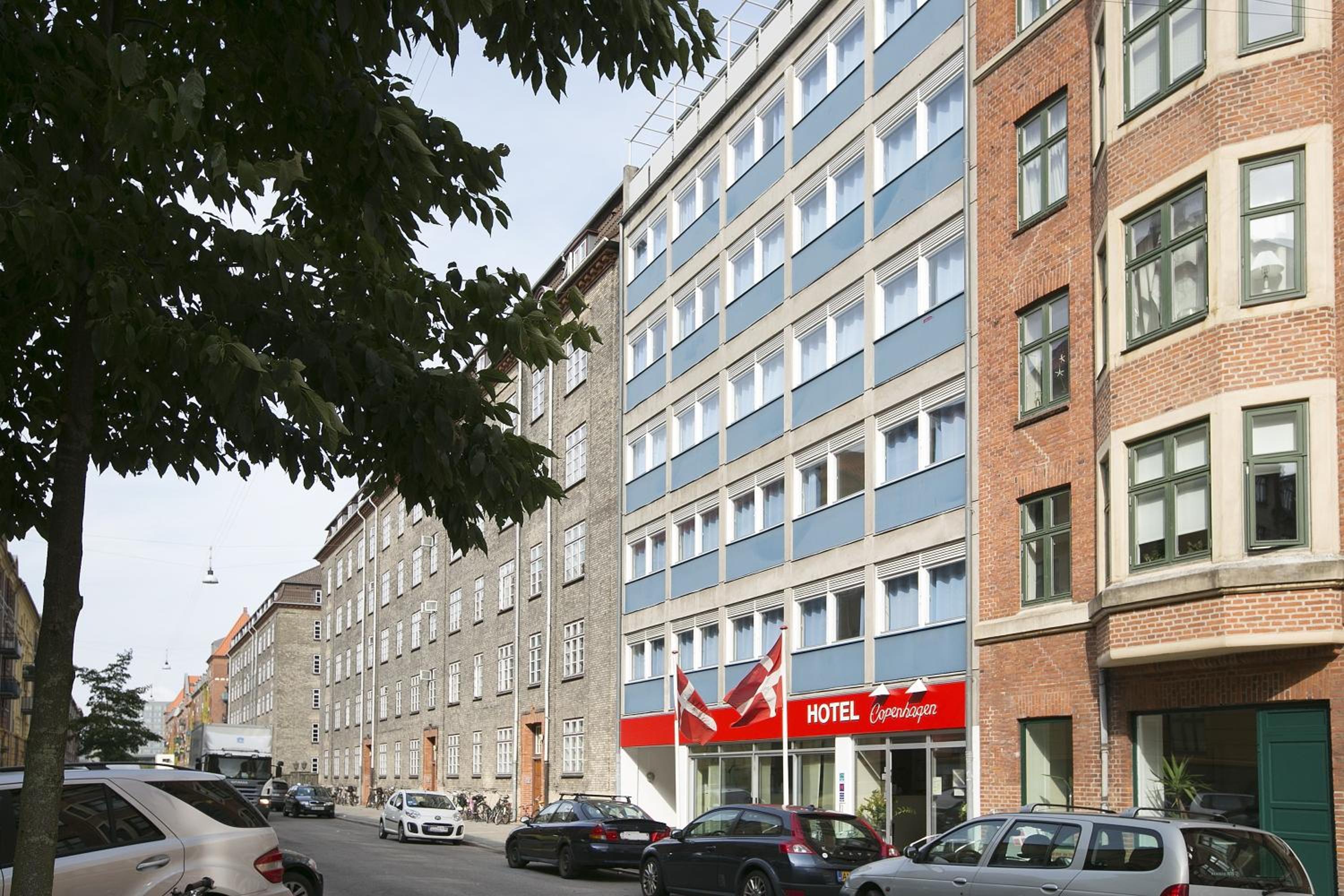 Hotel Copenhagen - Image 1