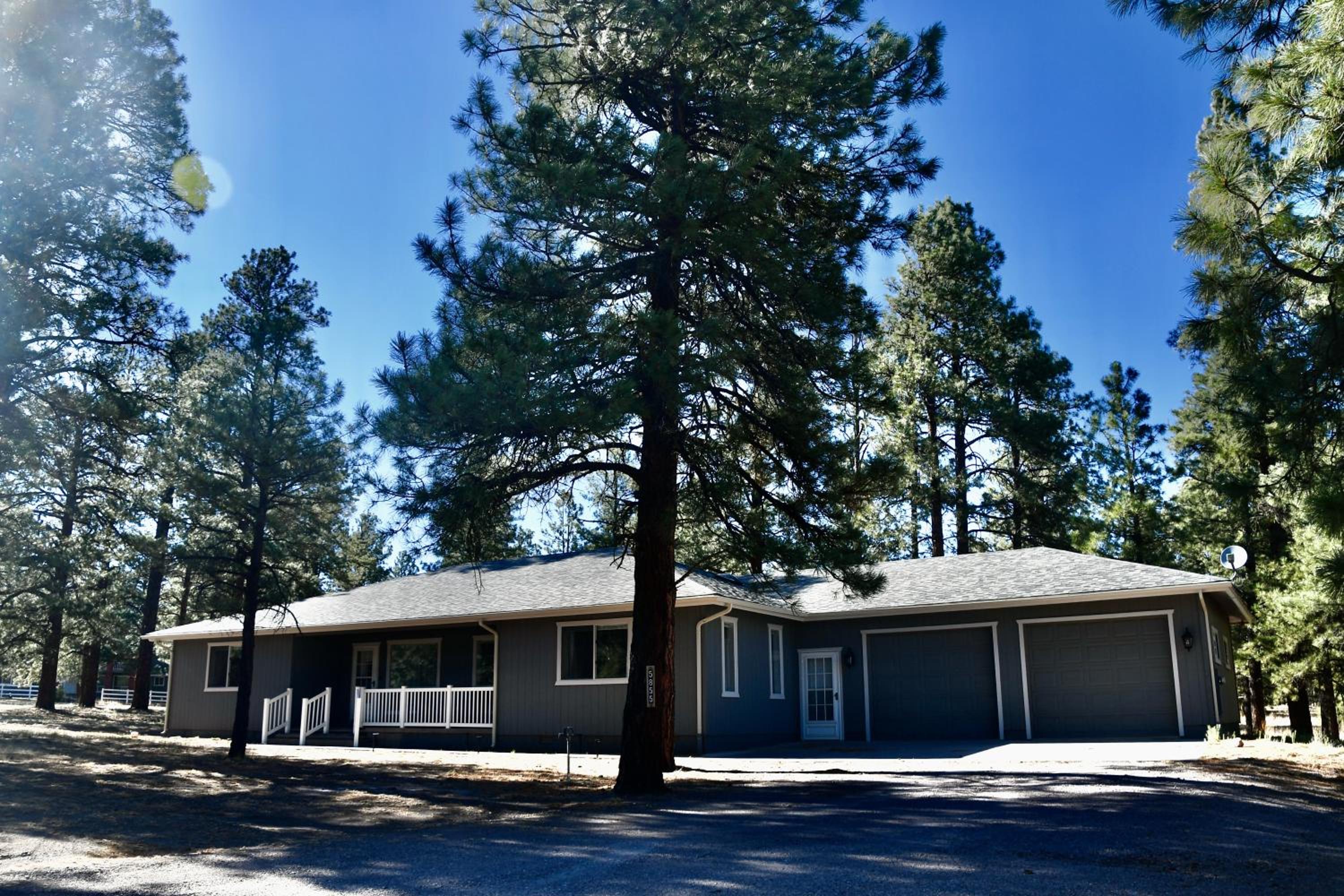 Hotel Glenwood Pines - Image 1