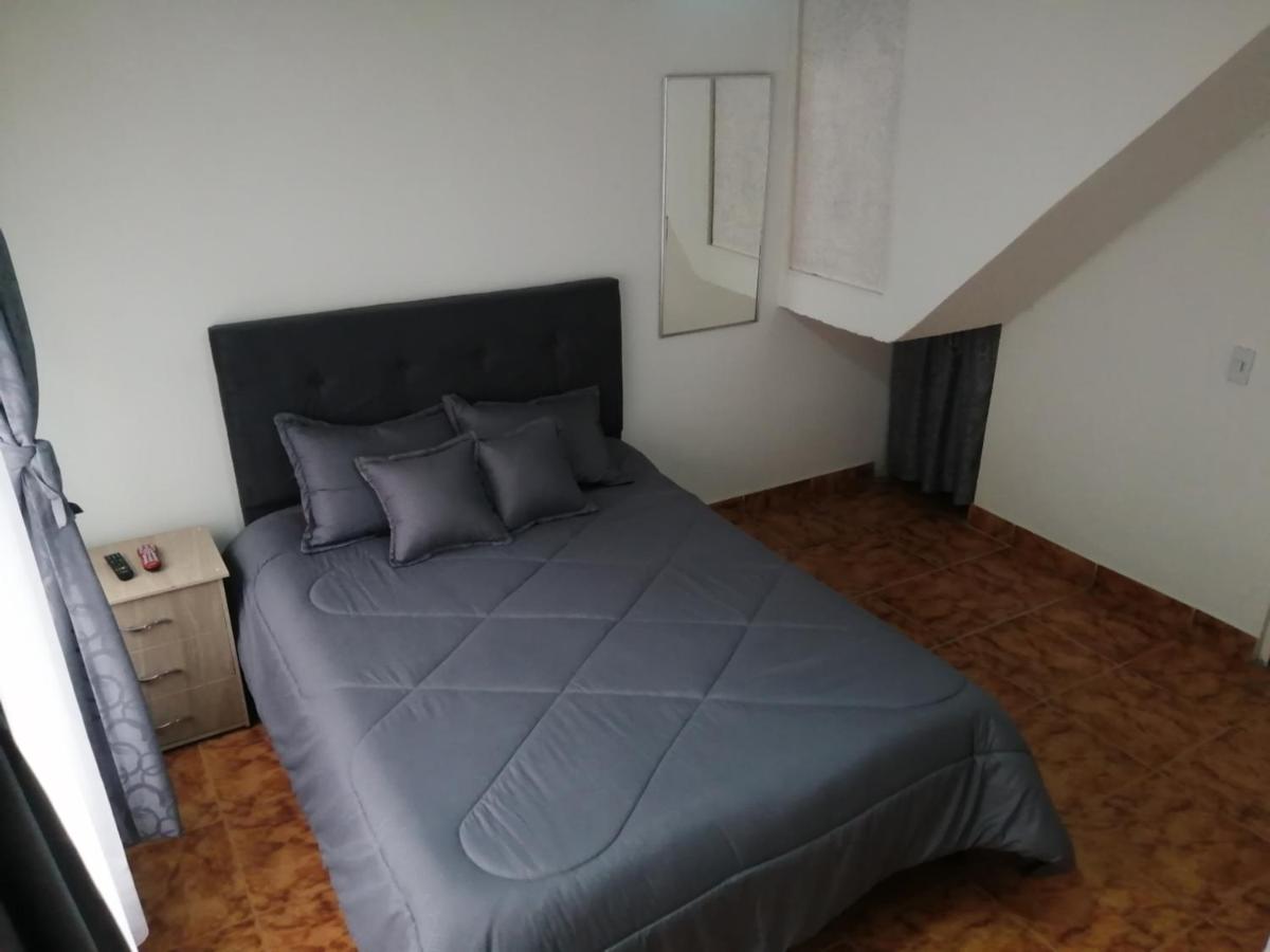 Habitación Privada Cerca al Aeropuerto y Terminal