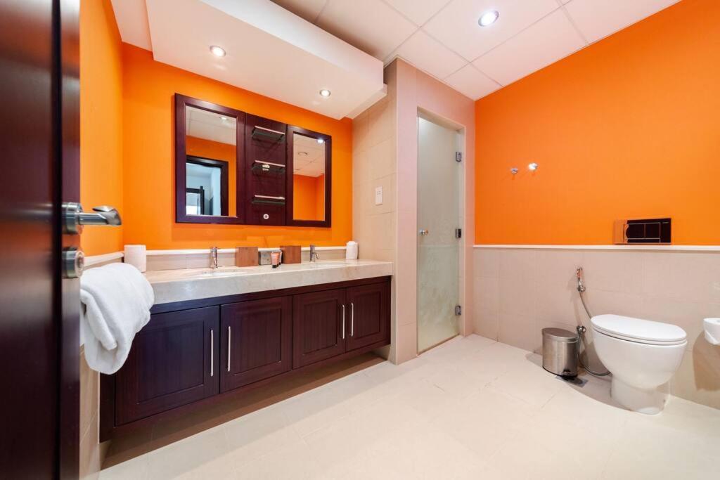 Tanaro, The Views by Emaar - Mint Stay