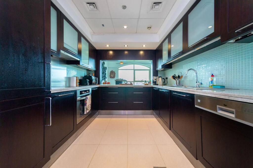 Tanaro, The Views by Emaar - Mint Stay