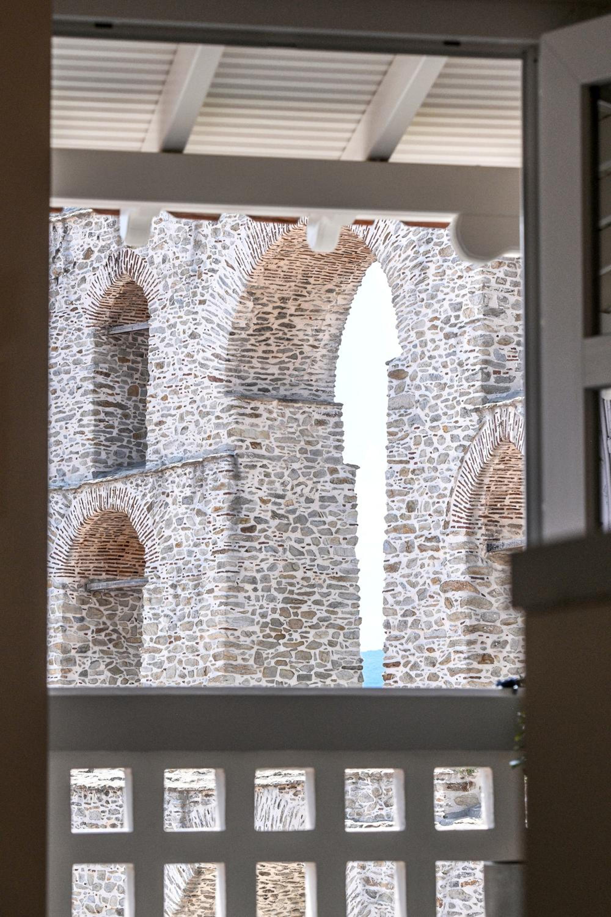 Plinthos Residence view 3