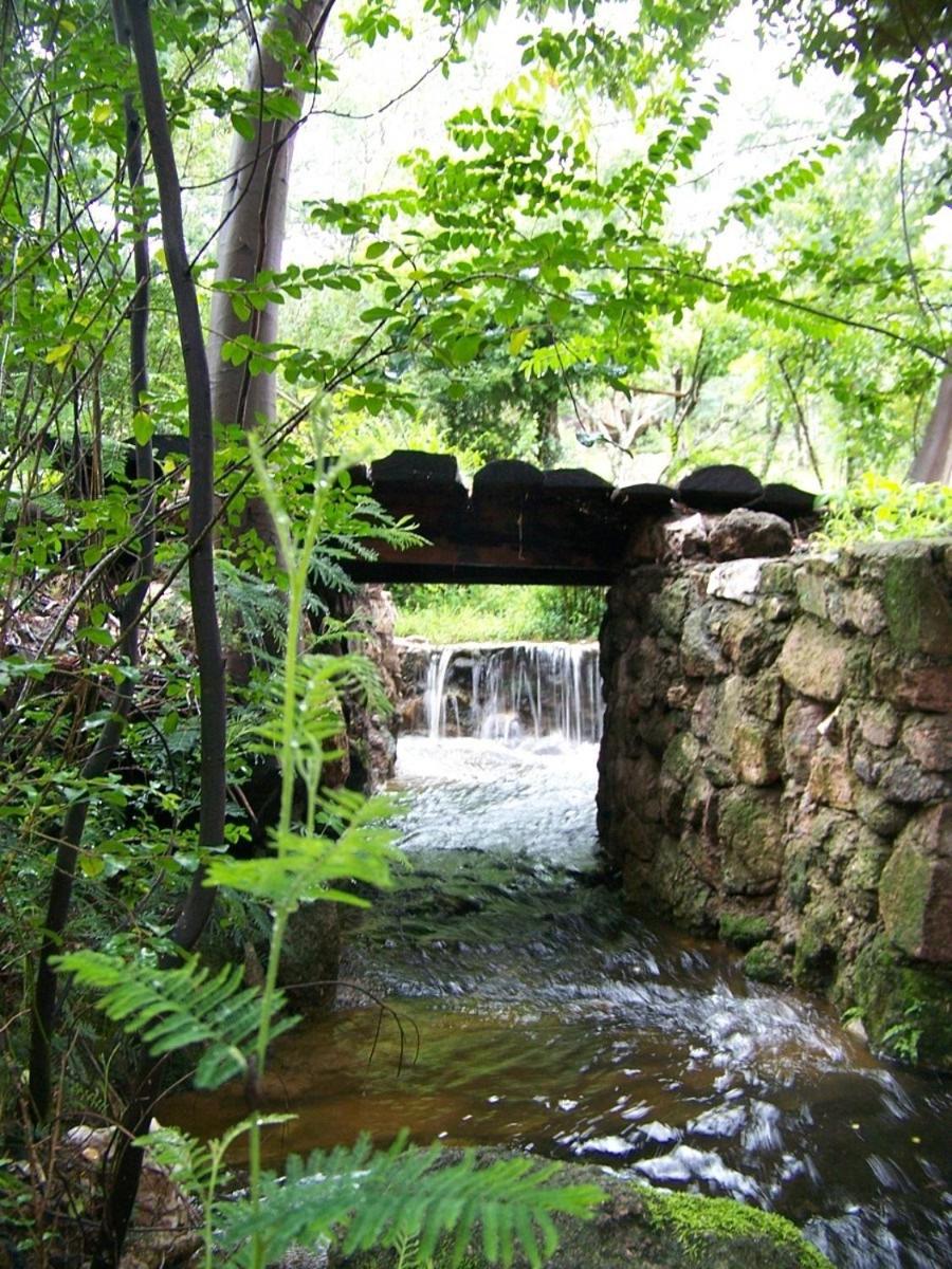 Espejo Escondido