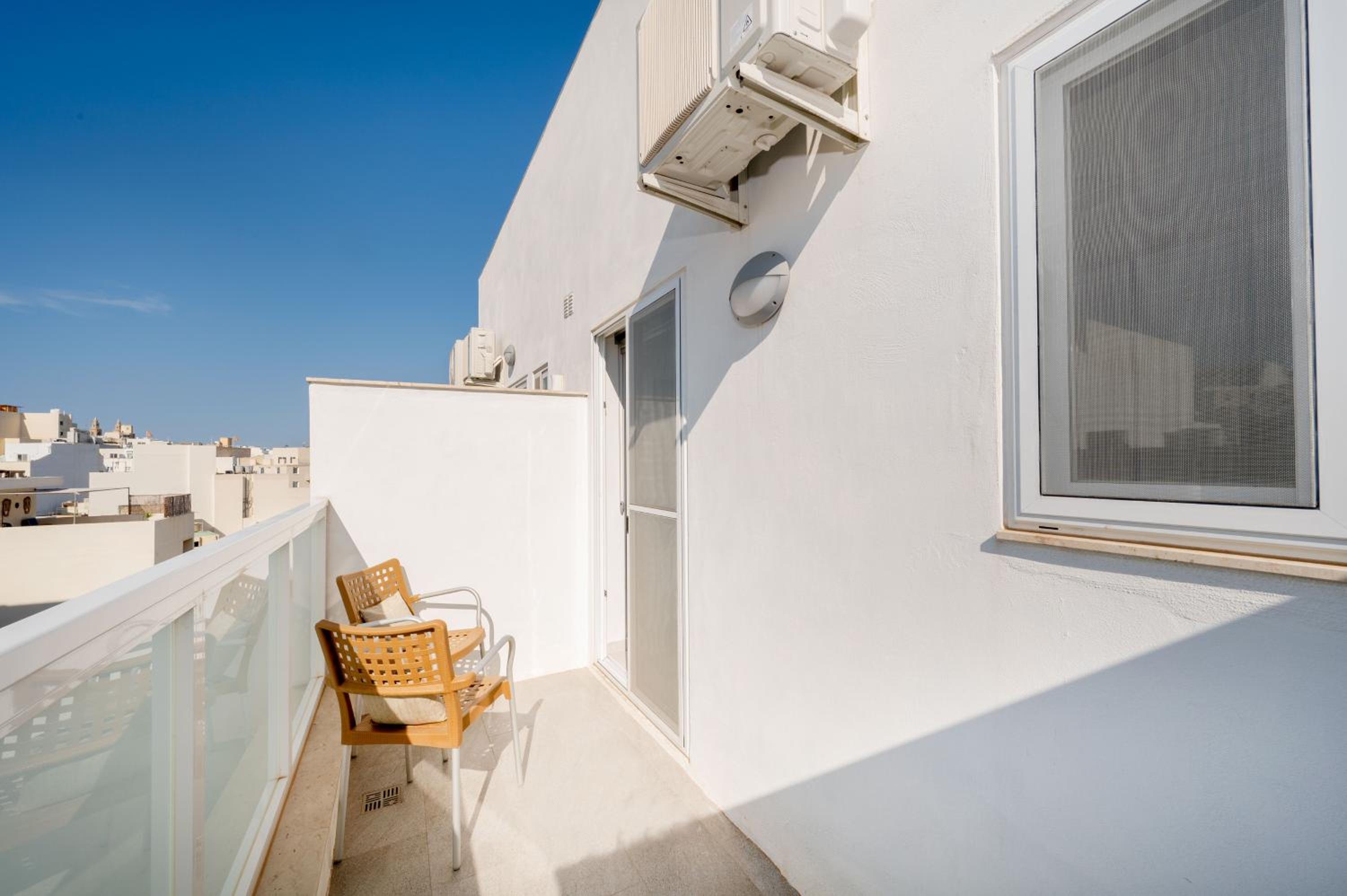 Vela Blu Apartments - Rose Court photo 4