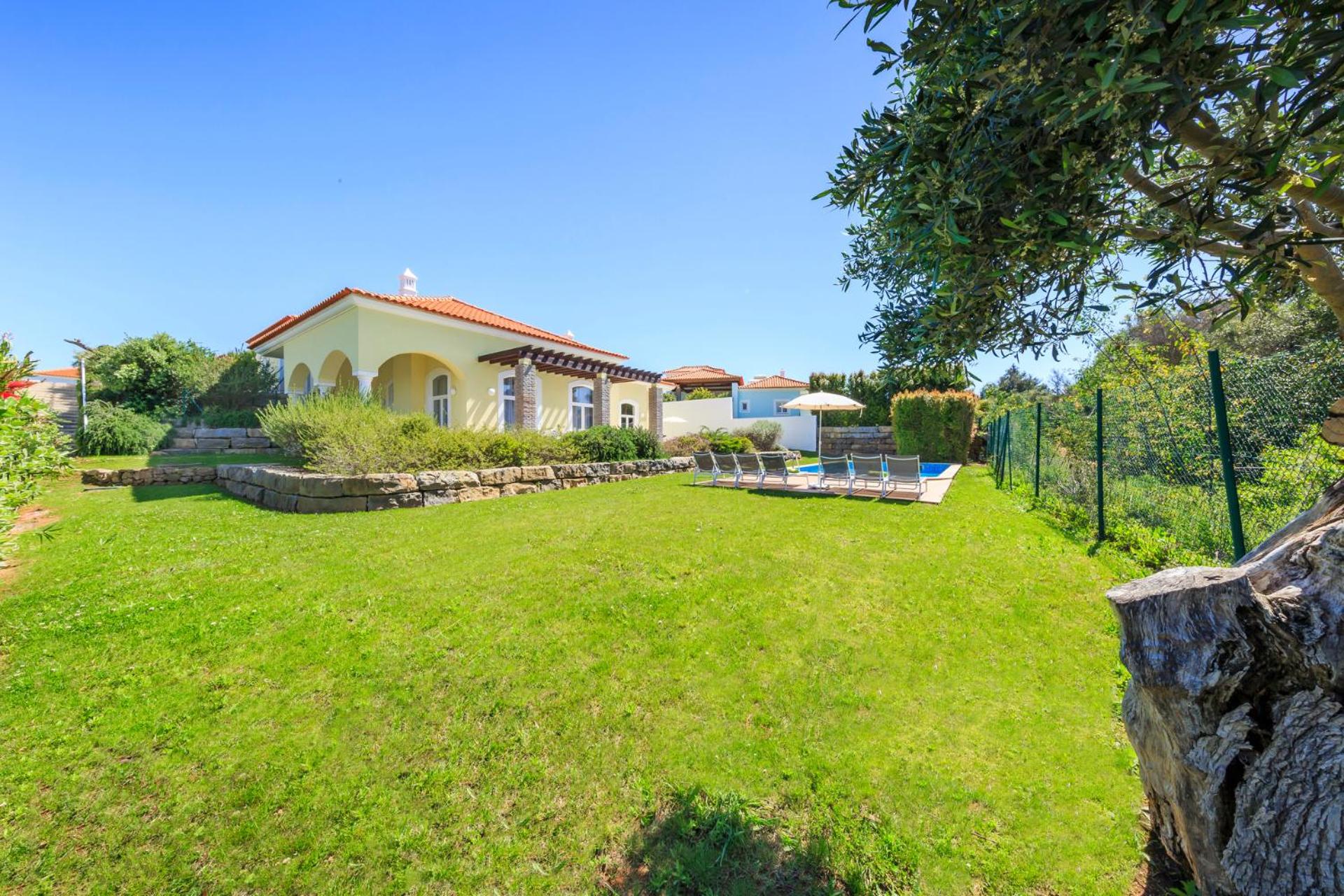 Hotel Eden Villas & Apartments - Image 1