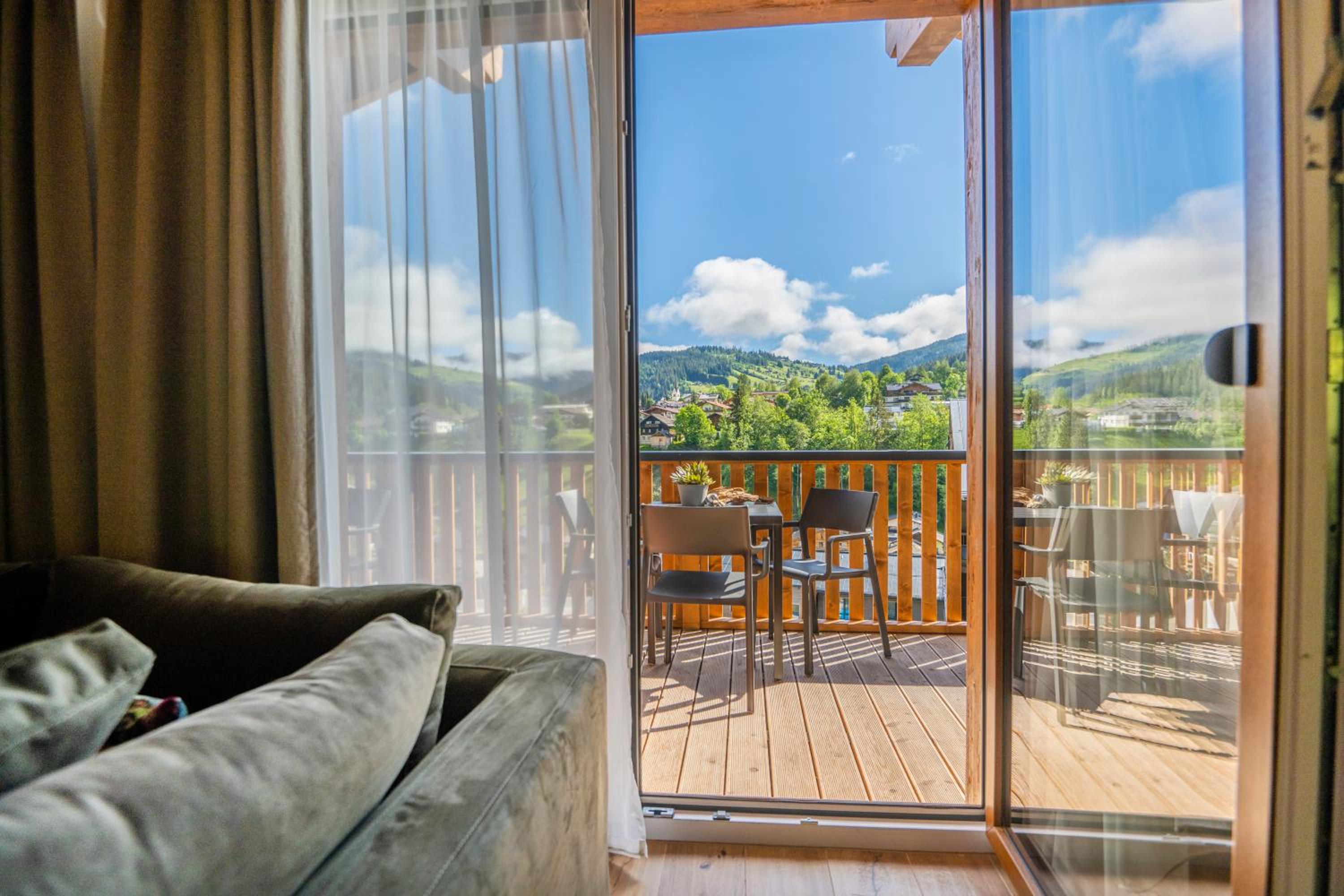 Chalet Dorf Wagrain Alpenleben by AlpenTravel