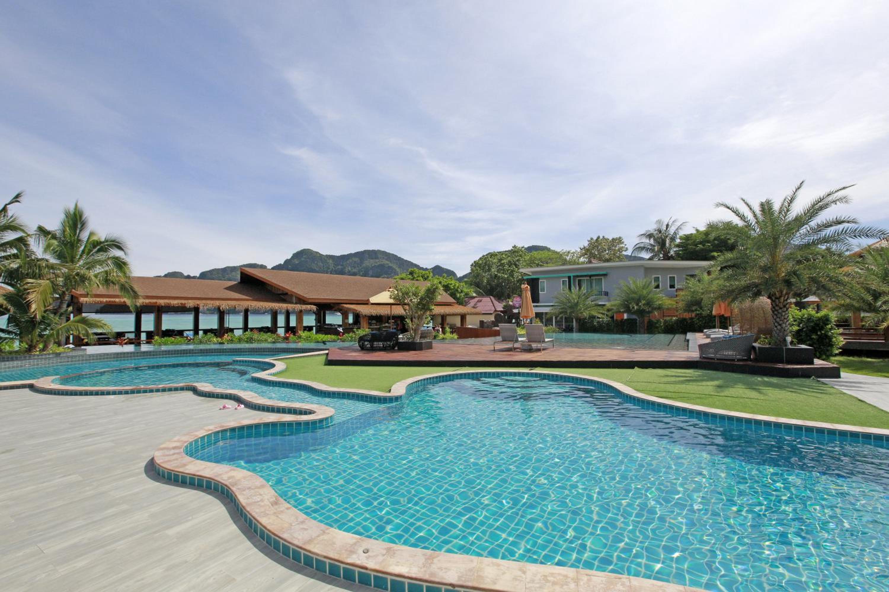 Phi Phi Andaman Beach Resort-SHA Plus — photo 2