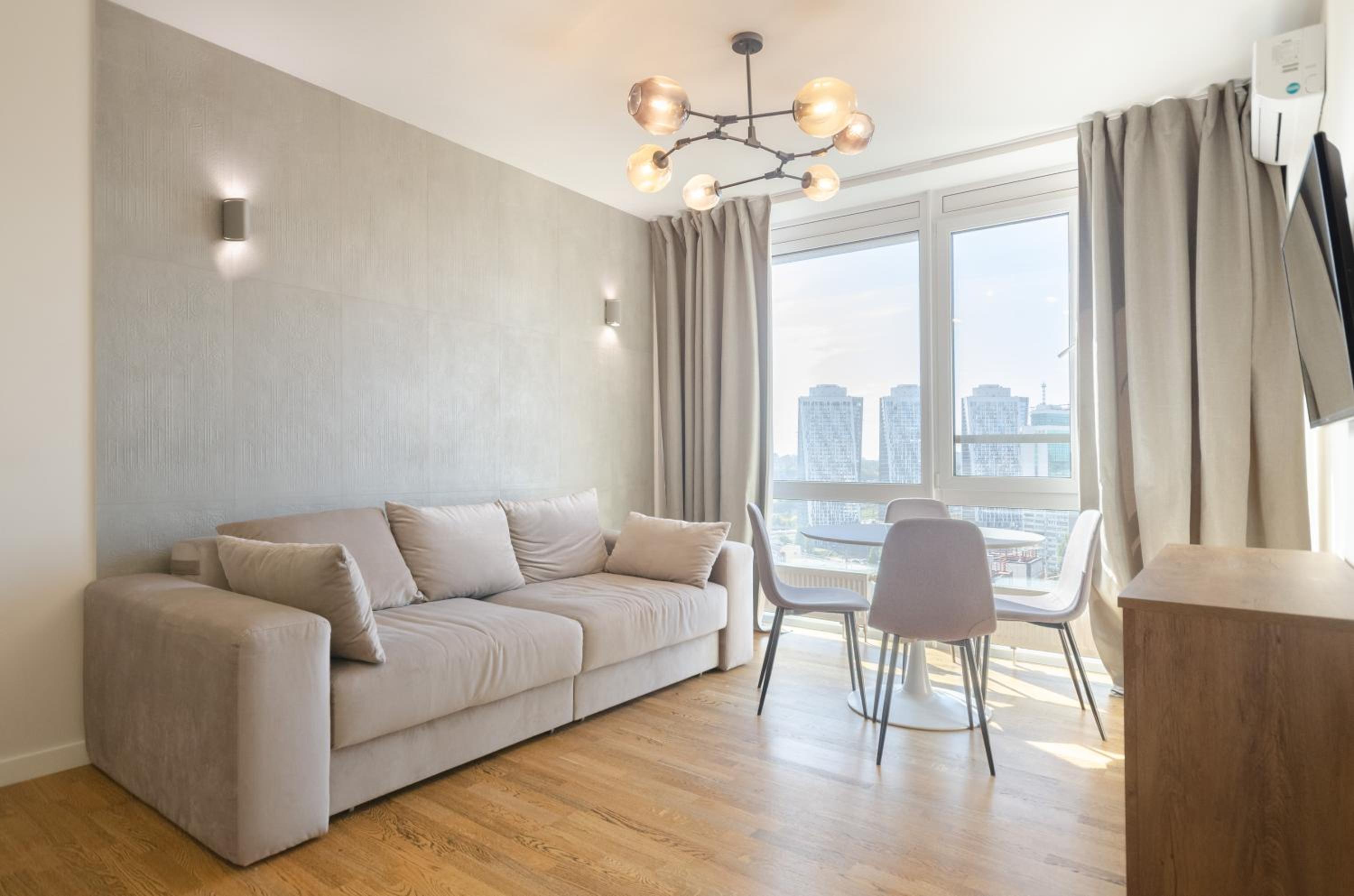 19226 Hofman house cozy apartment view 2