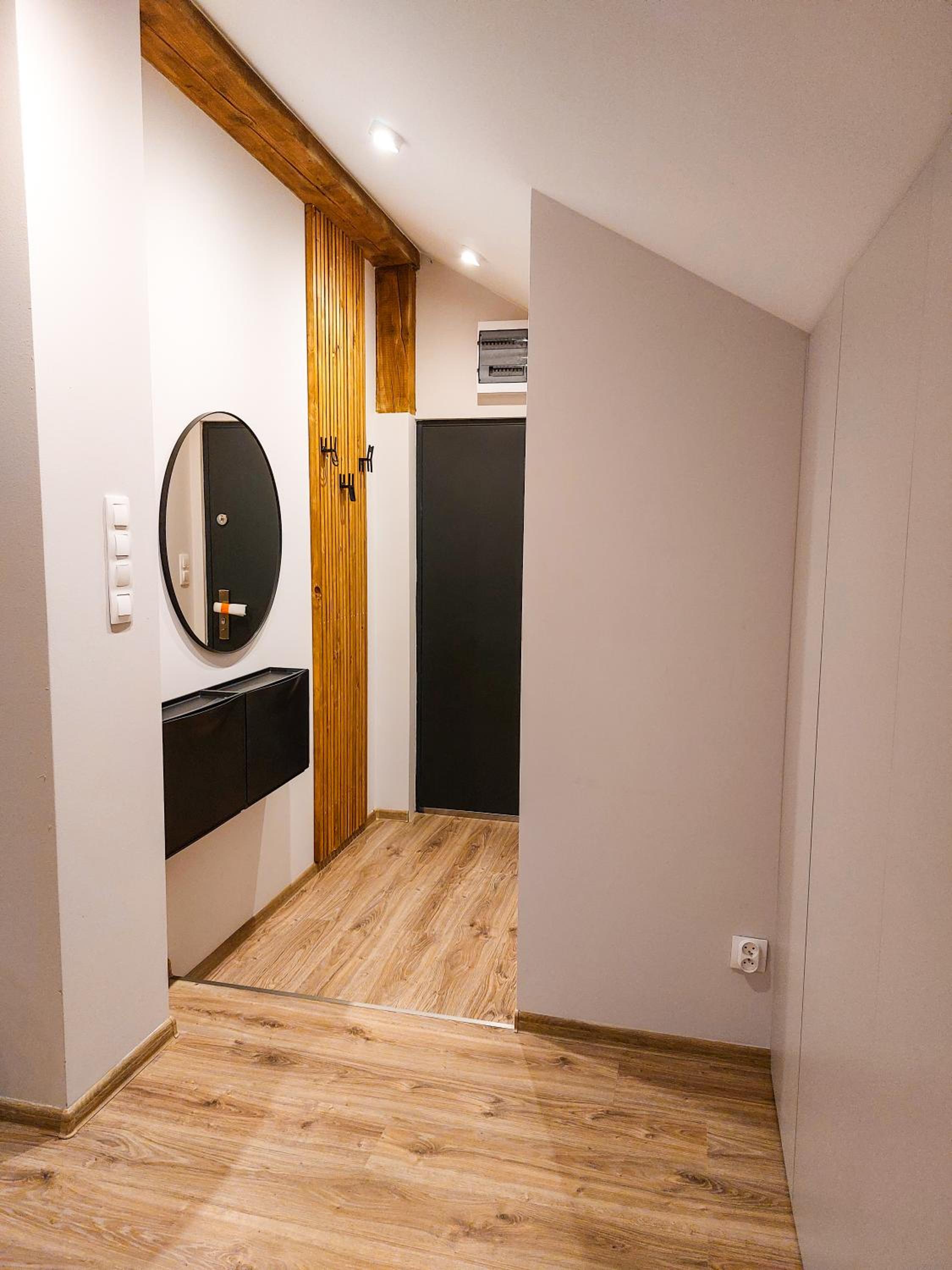 Photo 33