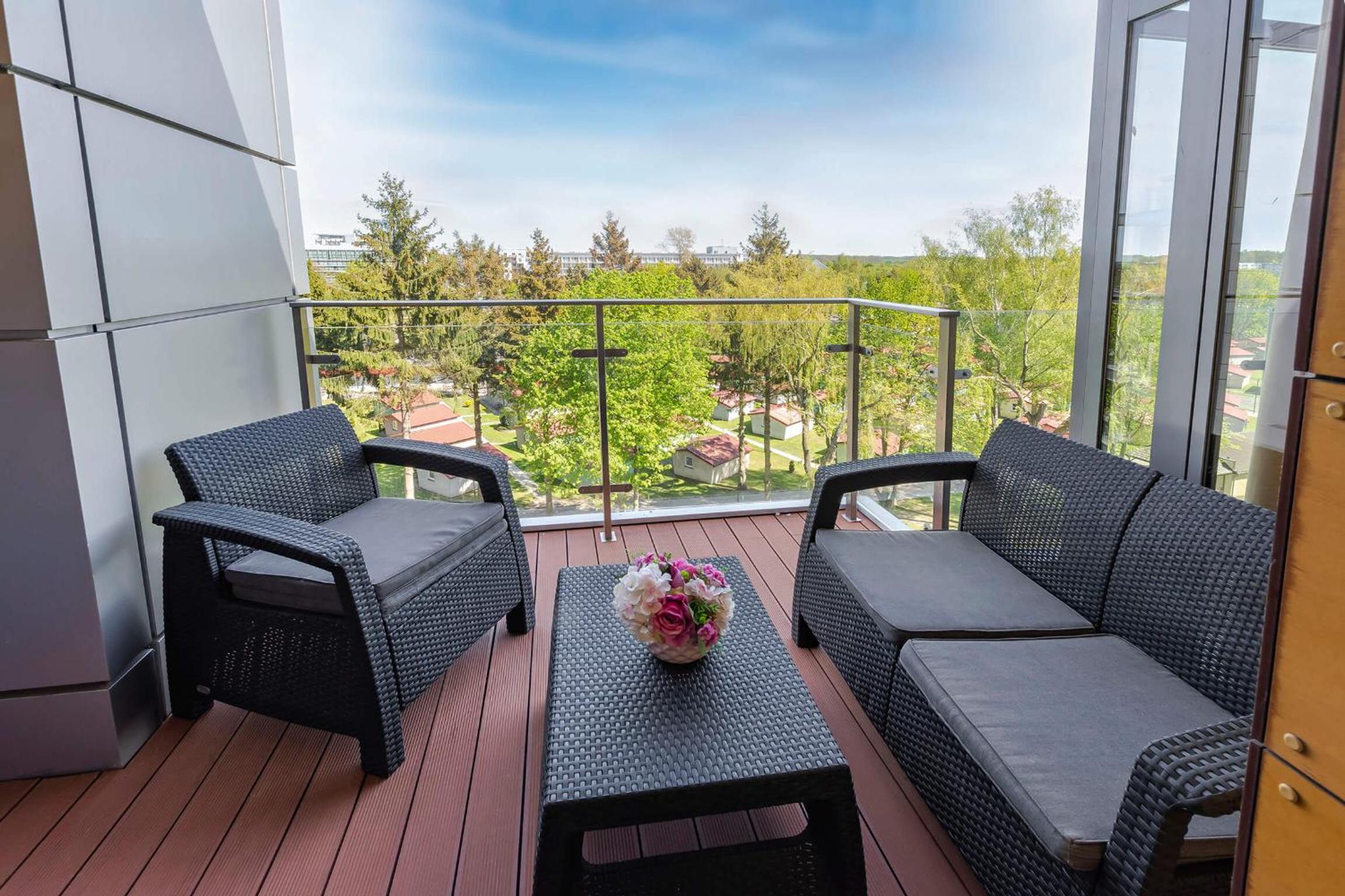 balance & terrace