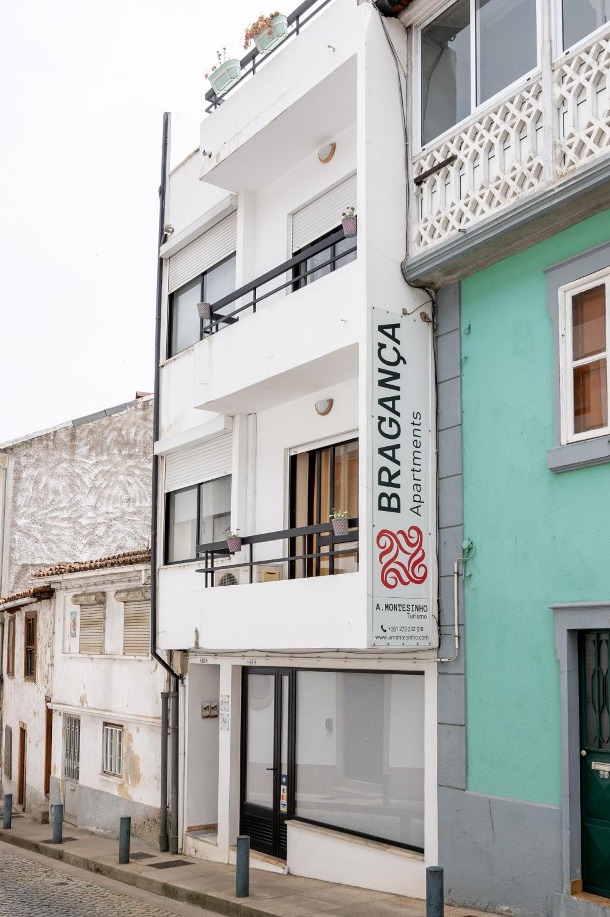 Bragança Apartments view 3