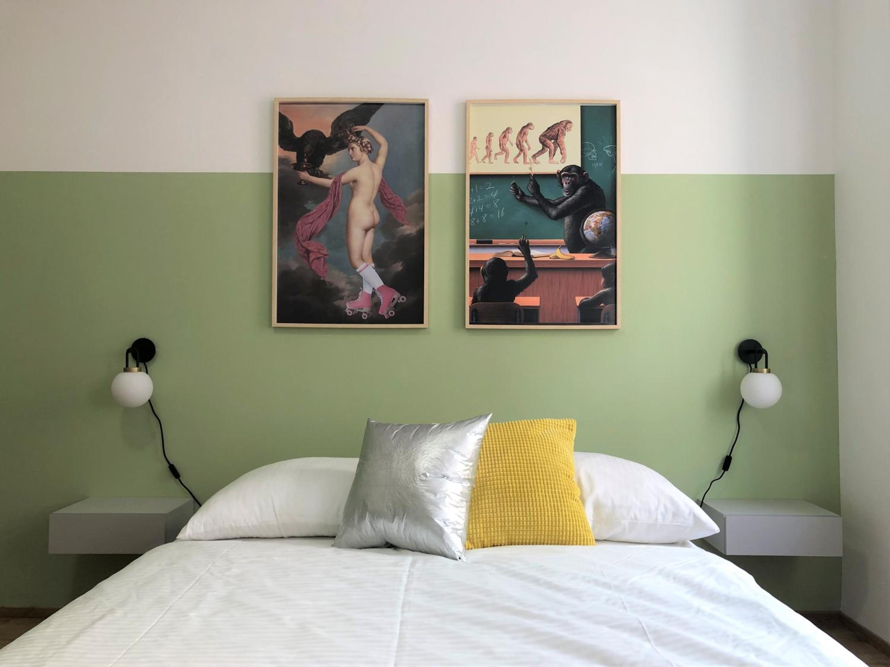 Large Apartments - Great for Groups - with Balcony or Terrace