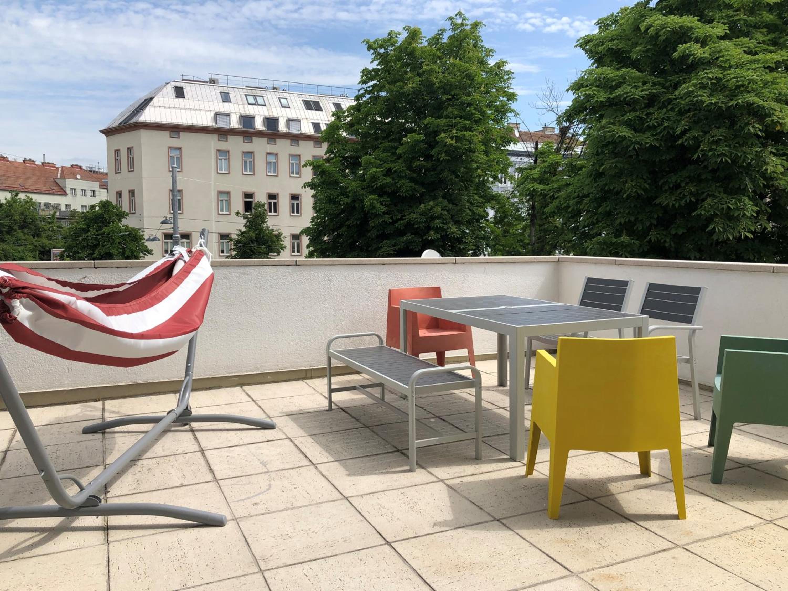 Large Apartments - Great for Groups - with Balcony or Terrace