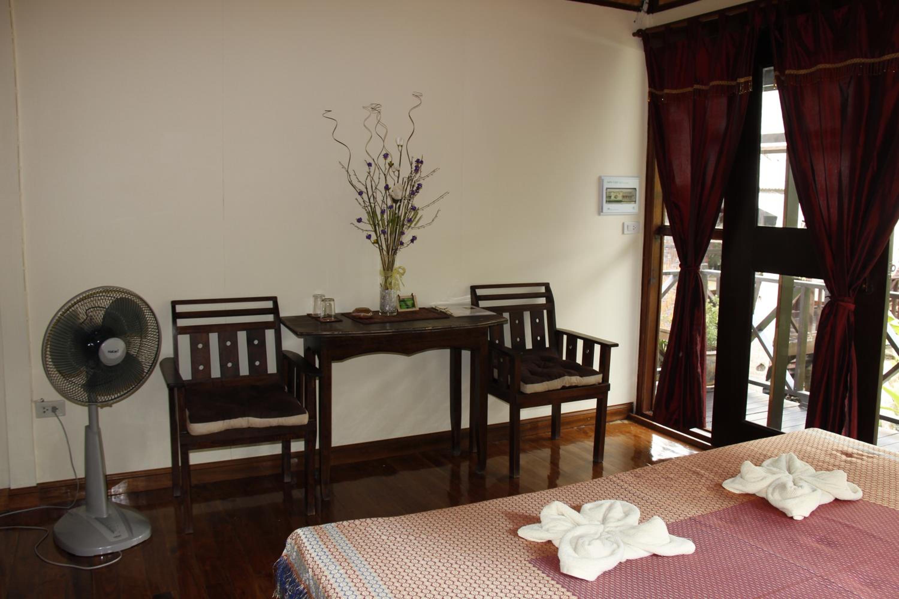 Fruit Tree Lodge