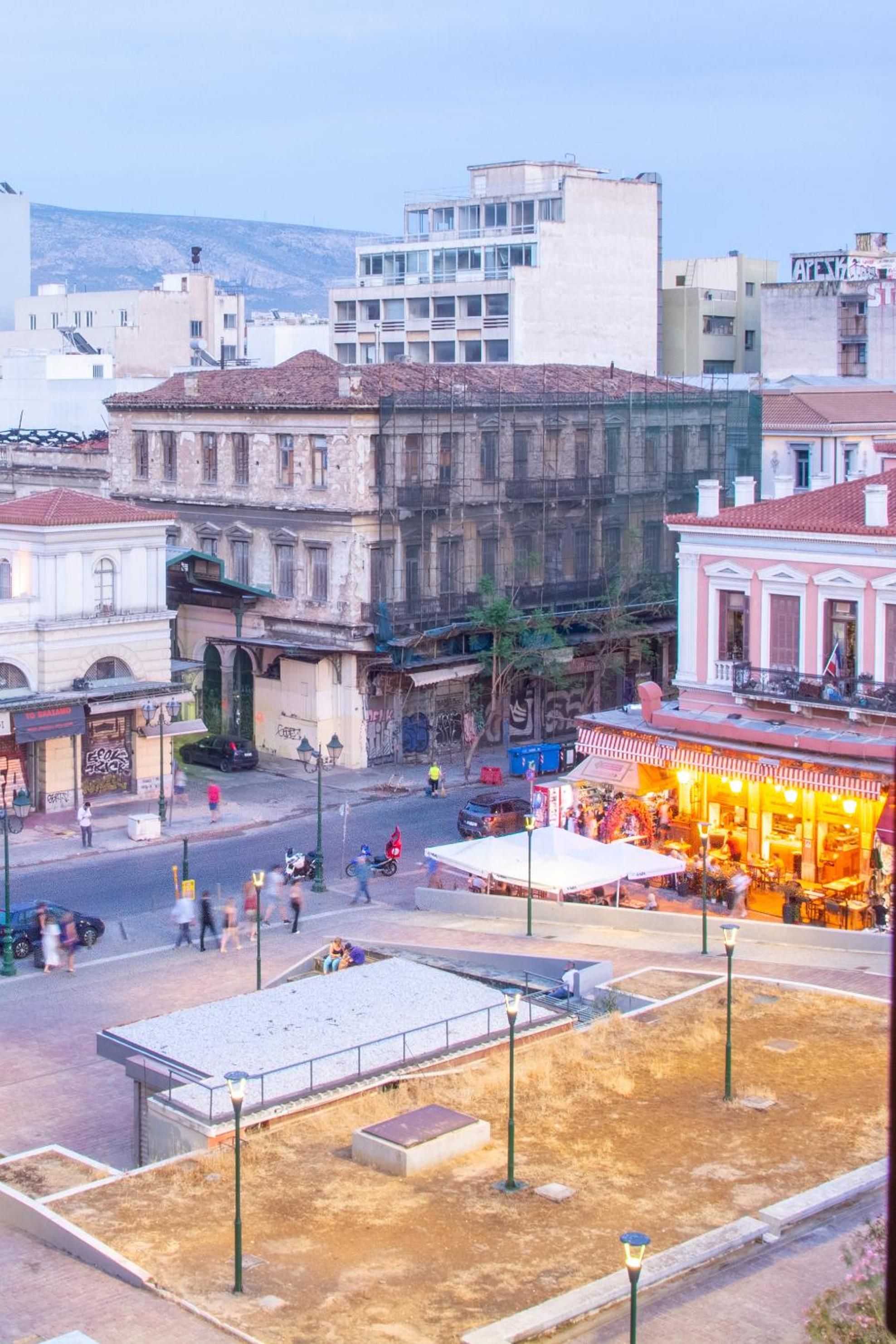 Mosaics studio apt in the Central Market of Athens