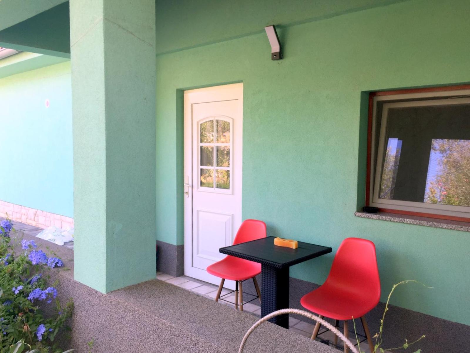 Double room with bathroom, WiFi, airco, parking, washing machine, grill