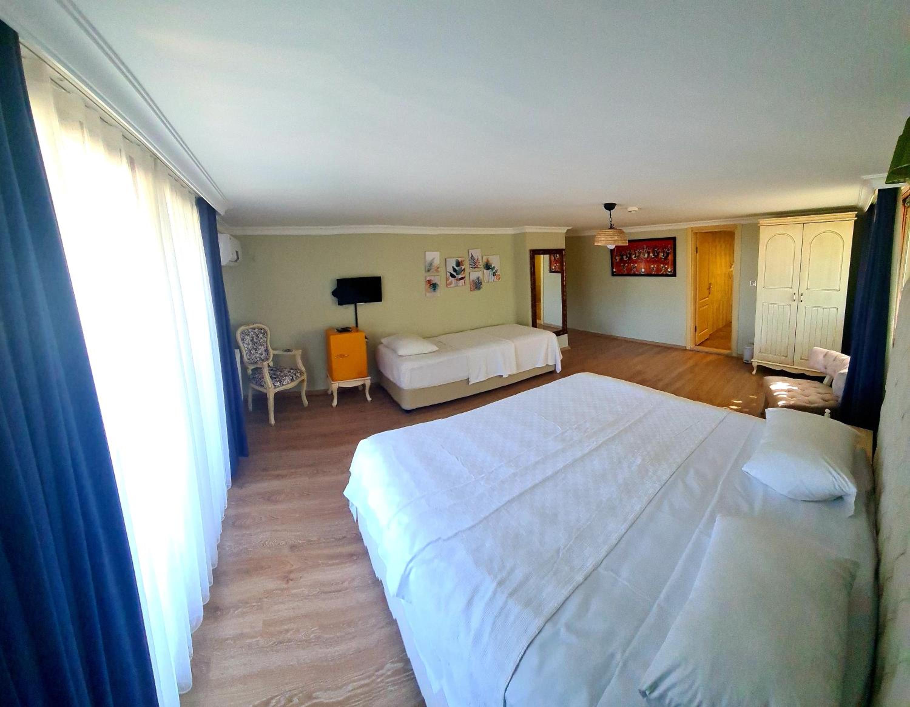 Belizi Hotel