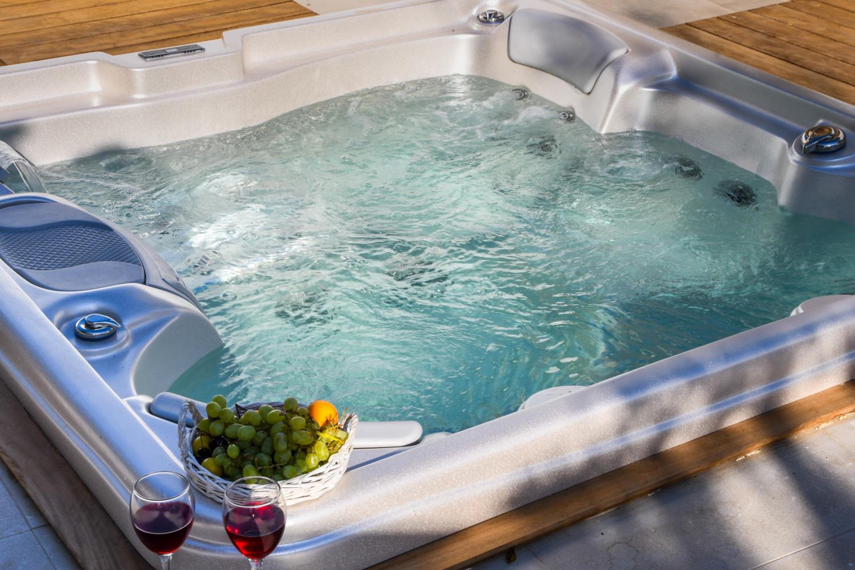 Jacuzzi