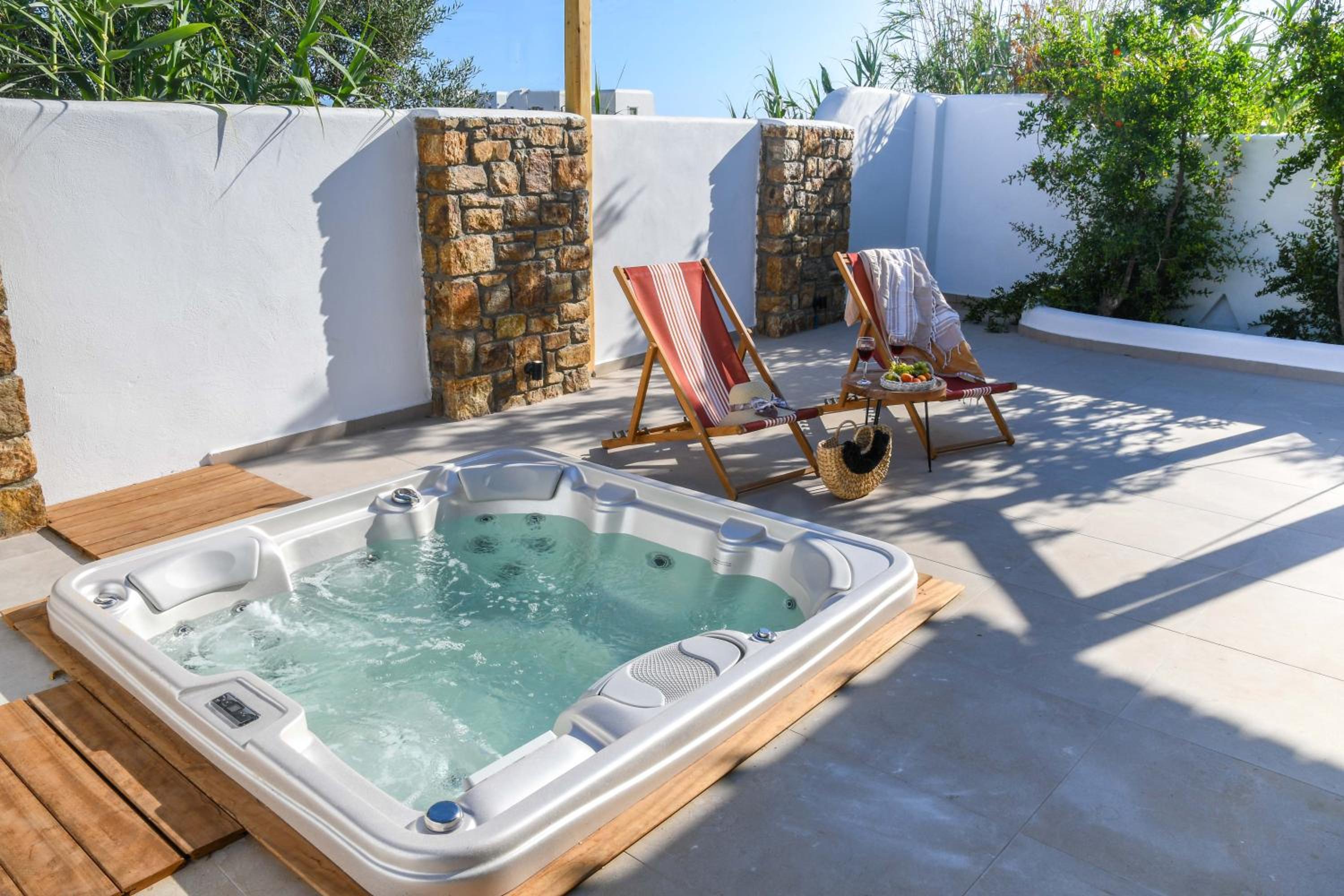Jacuzzi