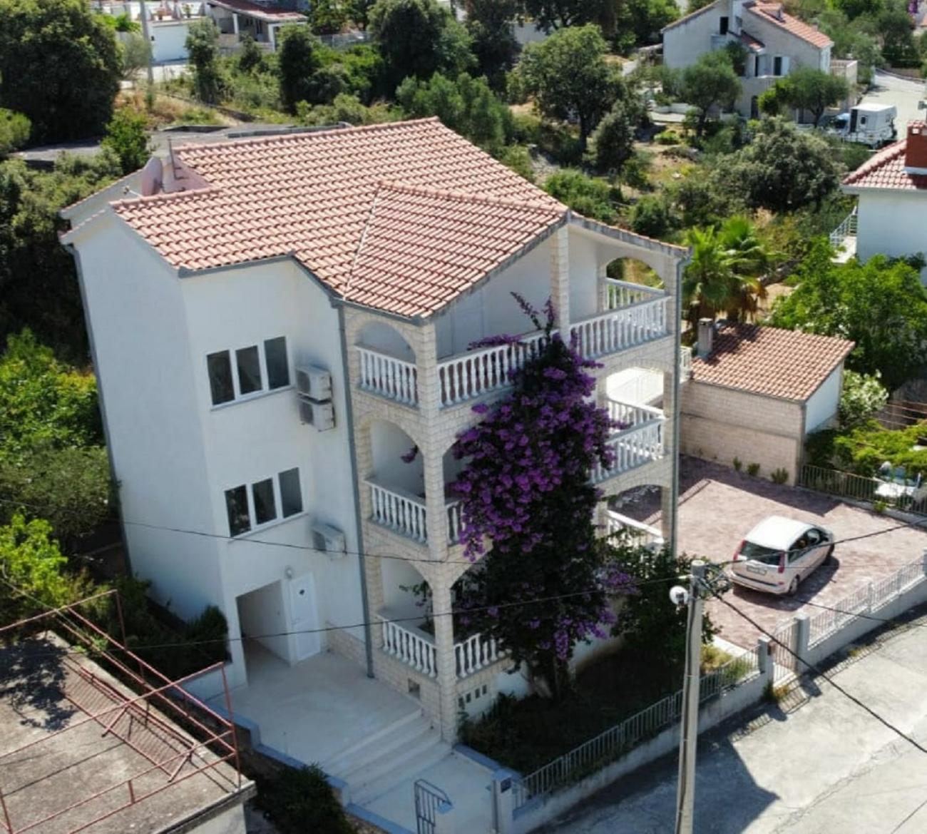 VILLA MIA TROGIR view 2
