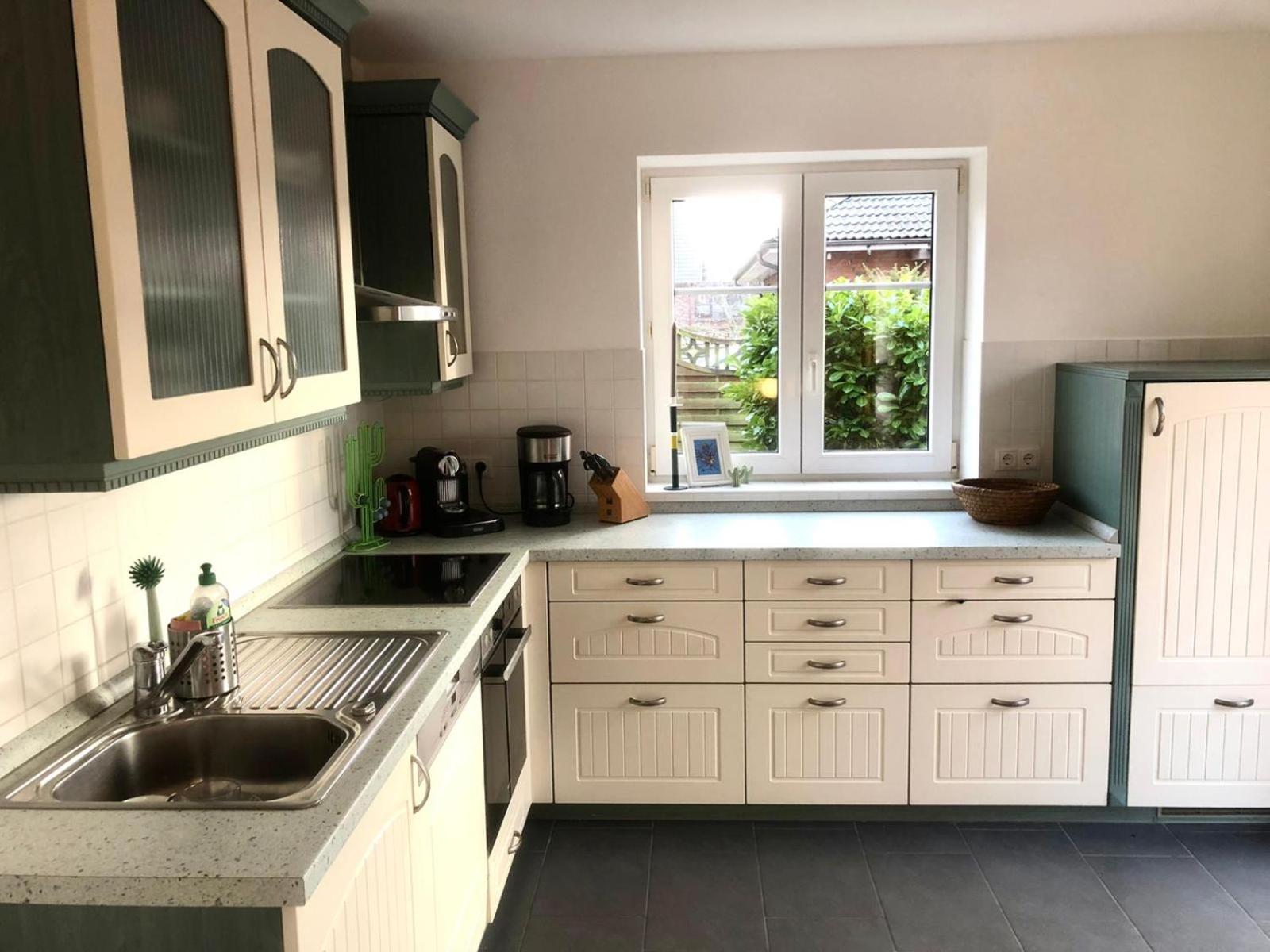 Wohlfühlvilla Garding en Garding — kitchen