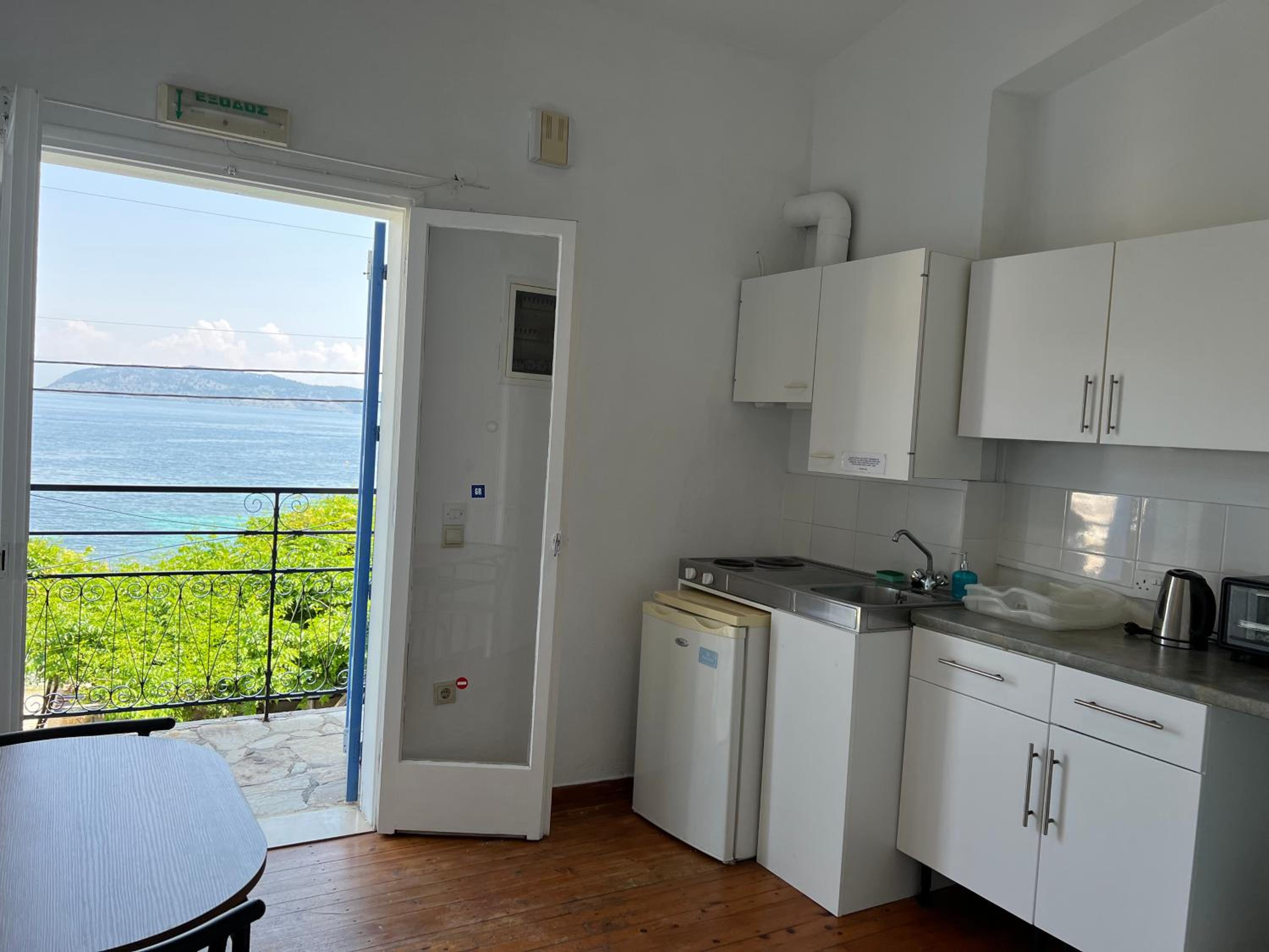 Stratigos apartments