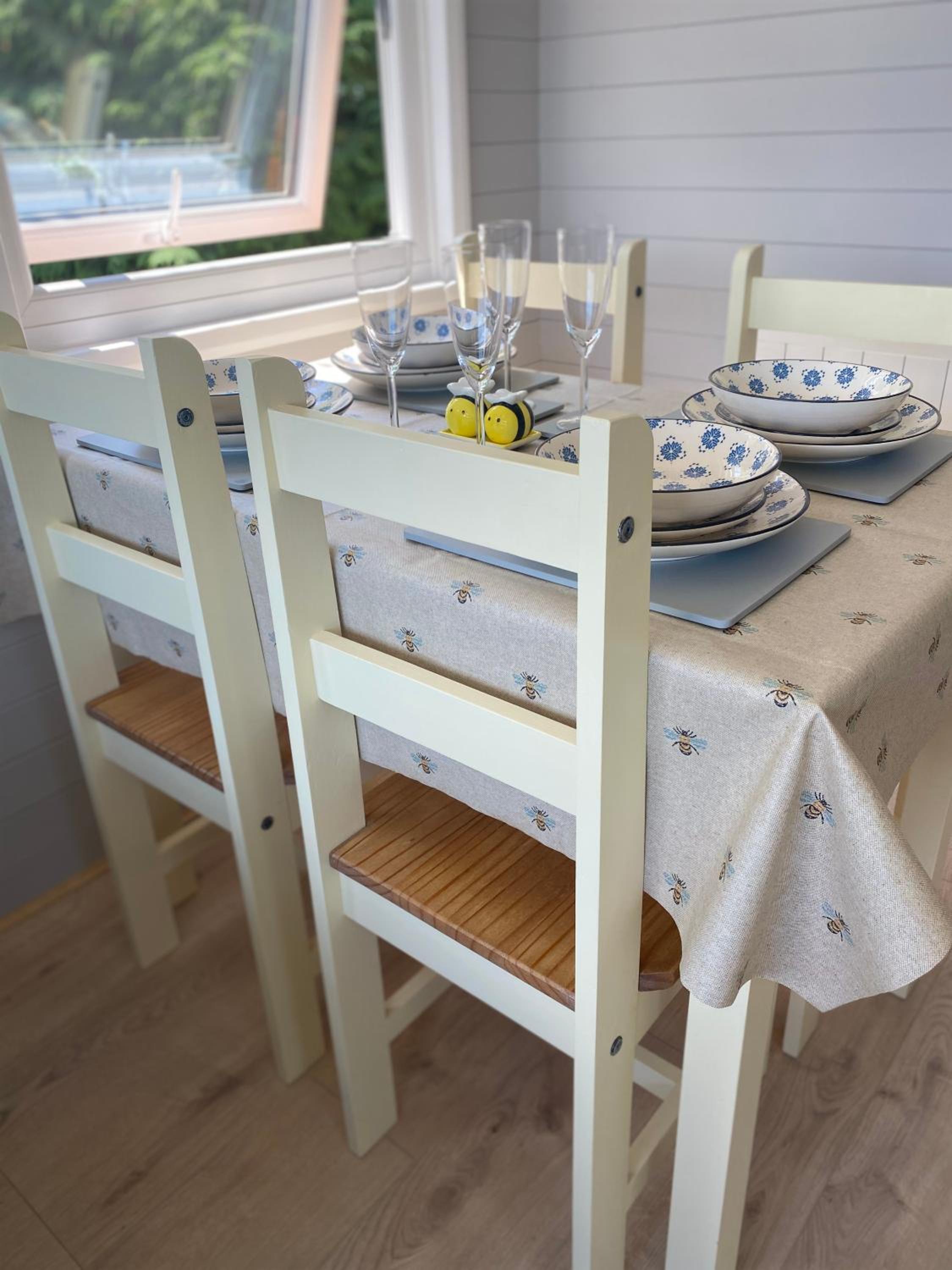 Hotel The Beehive -stunning Views - Hot Tub - Romantic