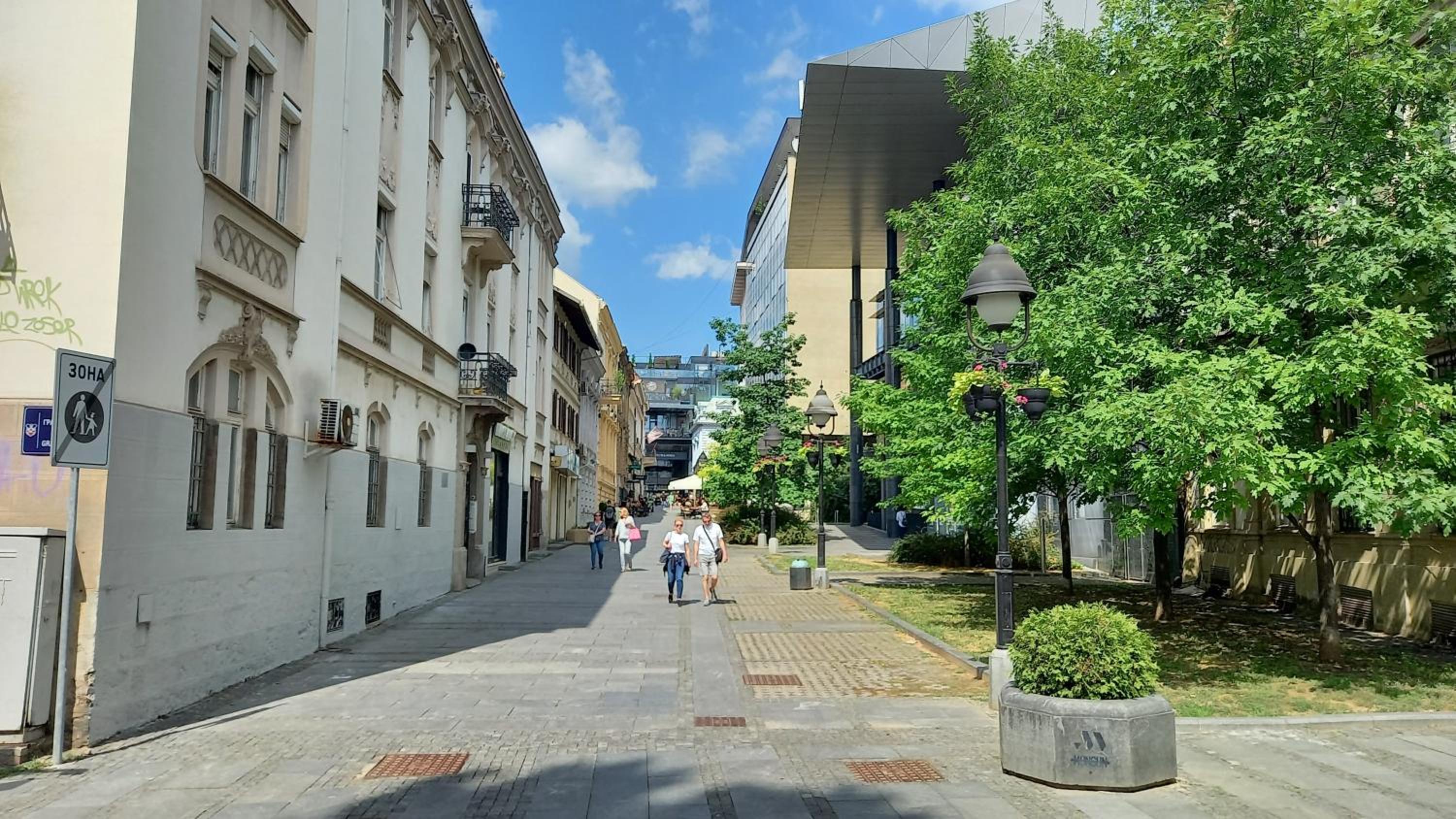 Fortress 1: Quiet, Lux 50m2 , apartment in the pedestrian zone view 3