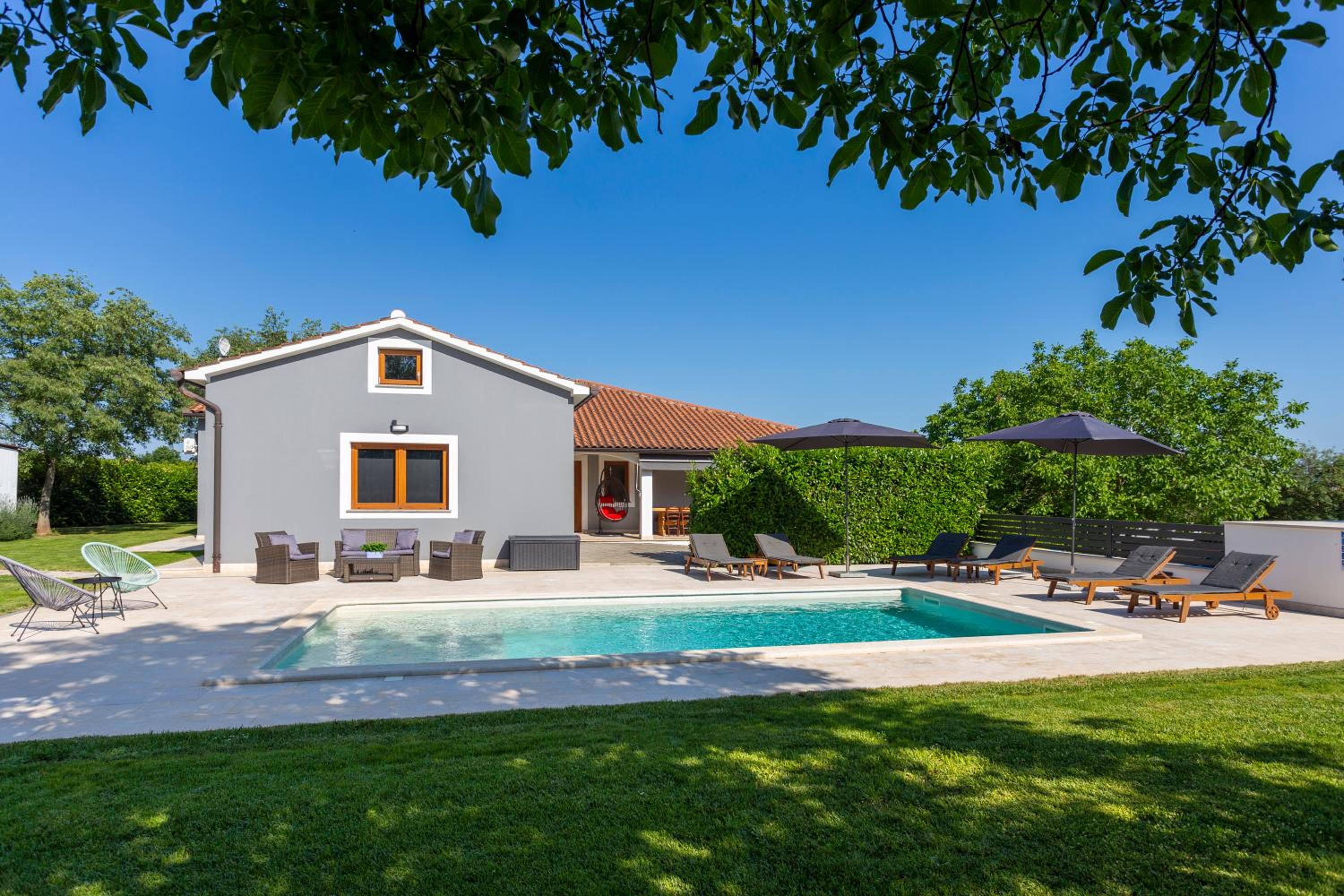 Villa Anavi view 4