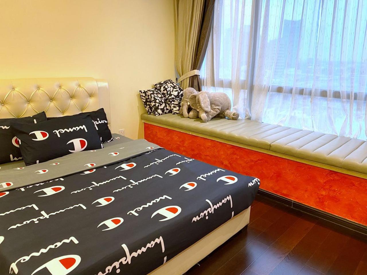 R&F Princess Cove JB Apartment Suites By SC Homestay