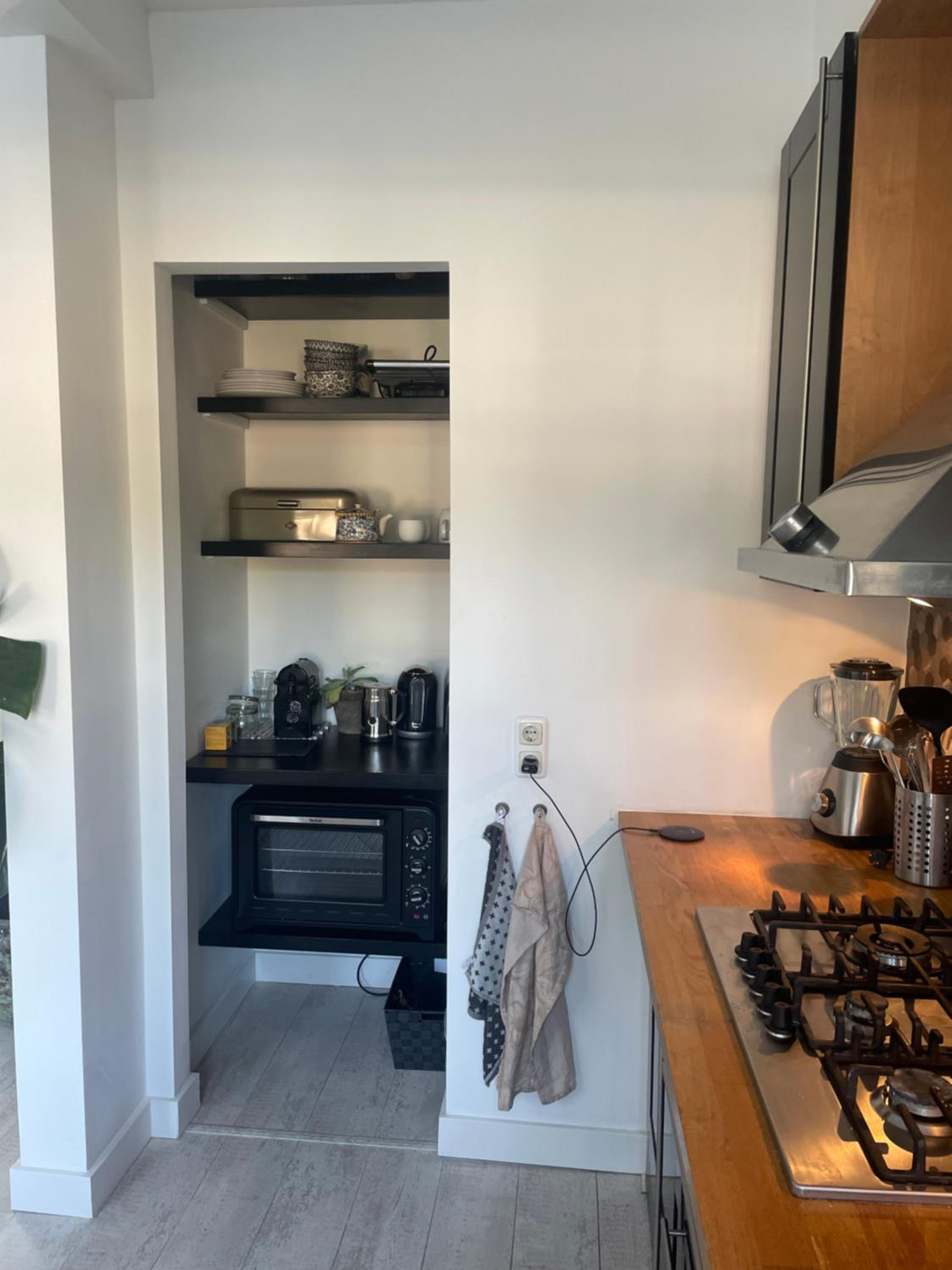 Tastefull double story 2 bedroom appartment/house