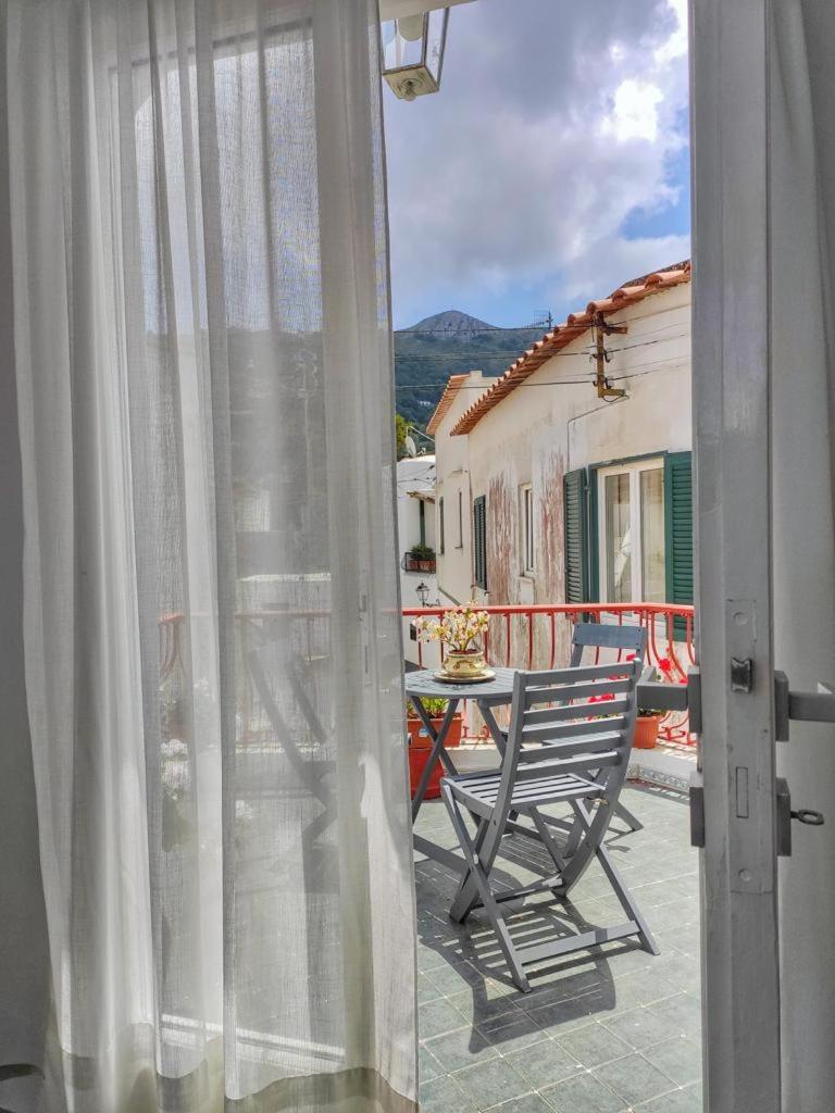 R&D Rest and Dream Capri