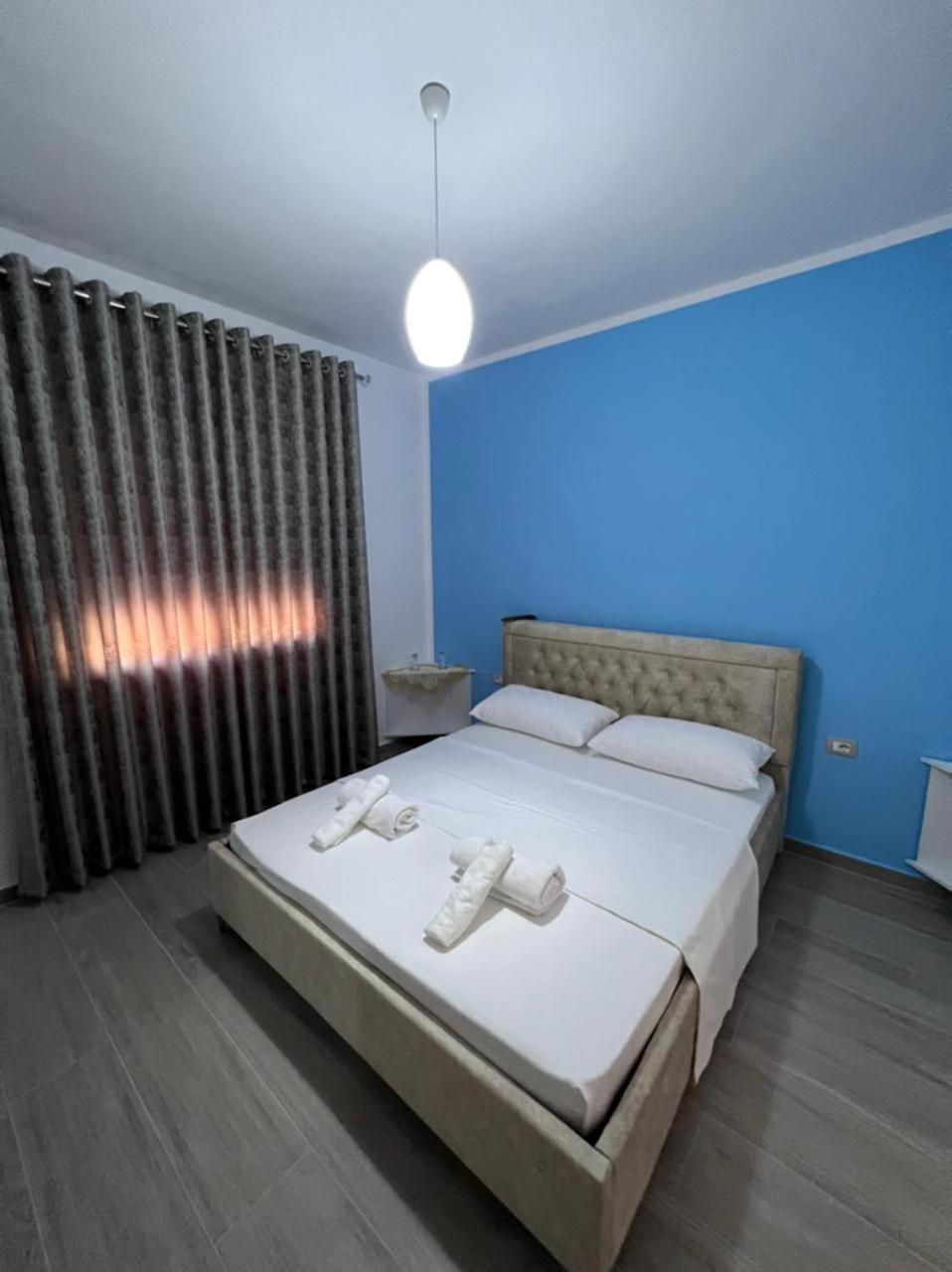 Fiori Rooms