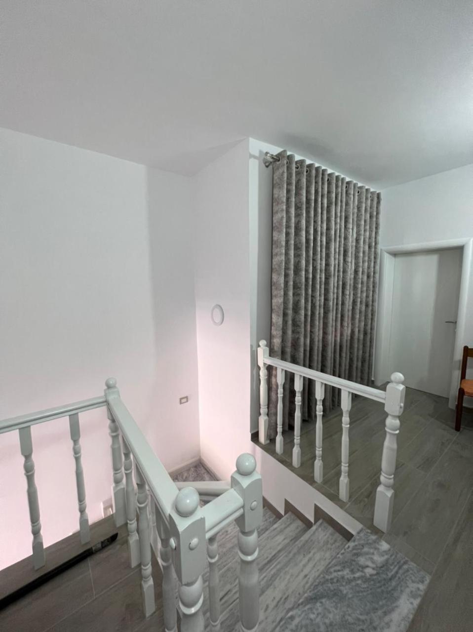 Fiori Rooms
