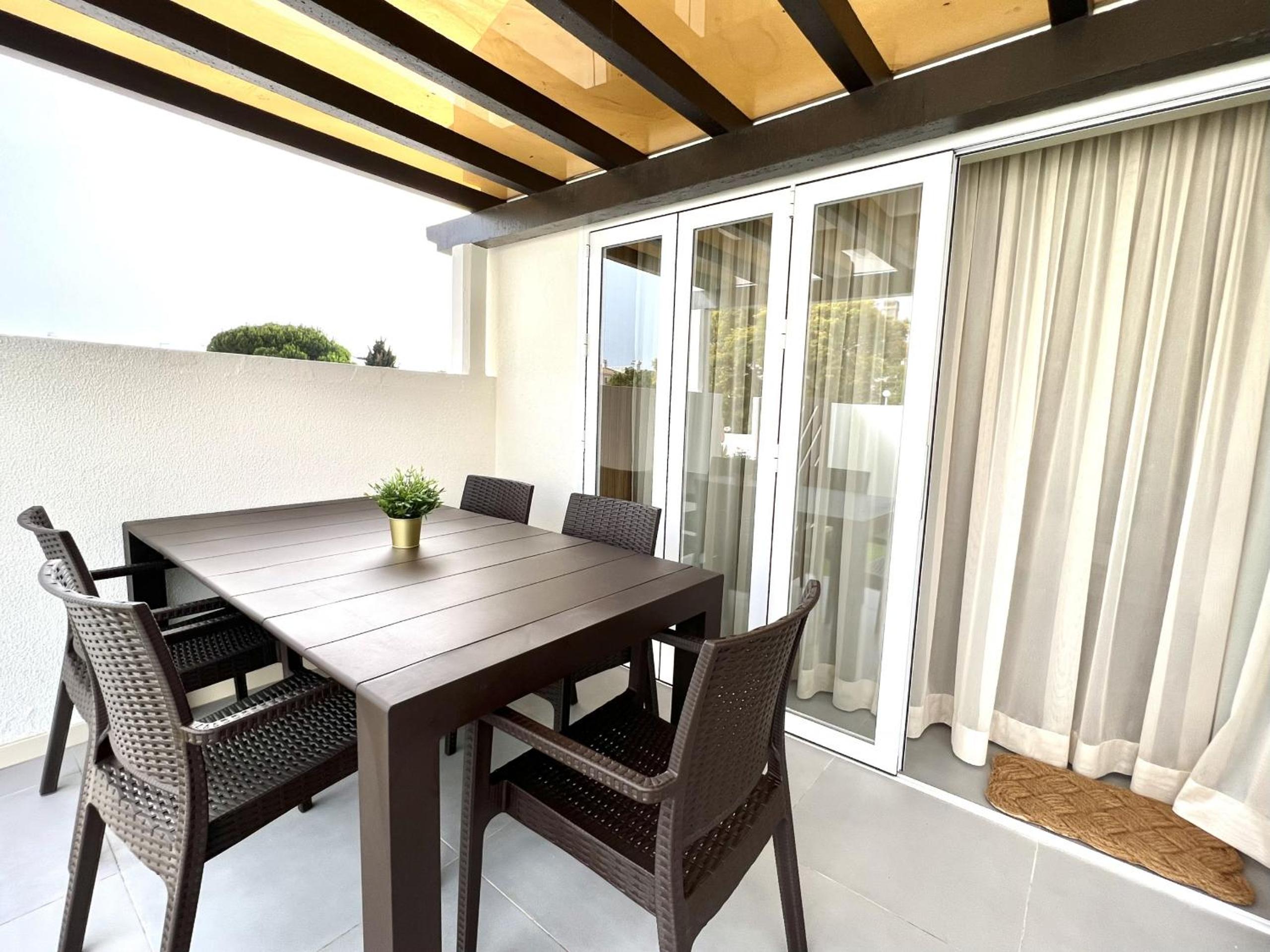 balance & terrace