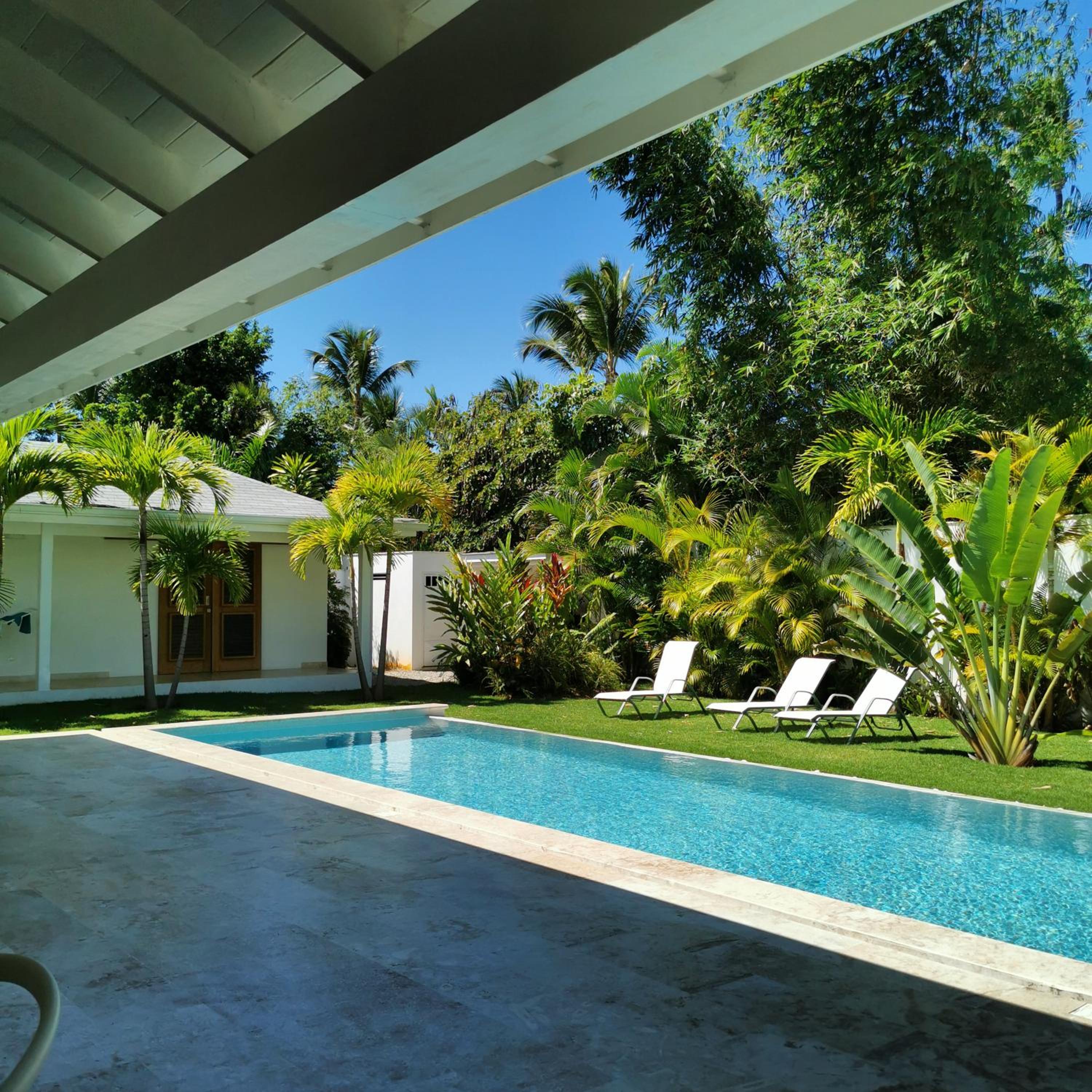 Flor de Coco, Villa neuve, 5 chambres, 5 salles de bains et grande piscine à 250 mètres de la plage view 2