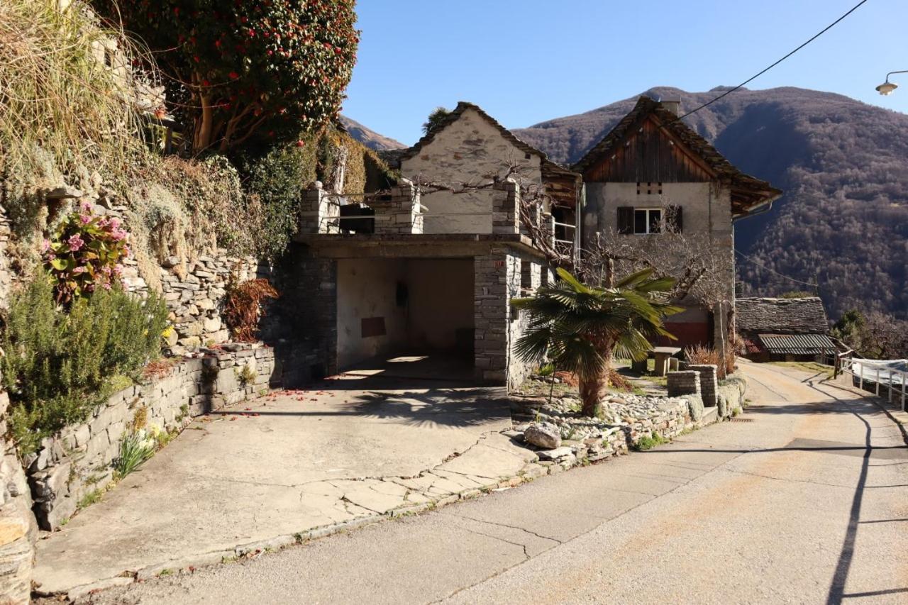 Casa Bruja Tradizionale Rustico Ticinese