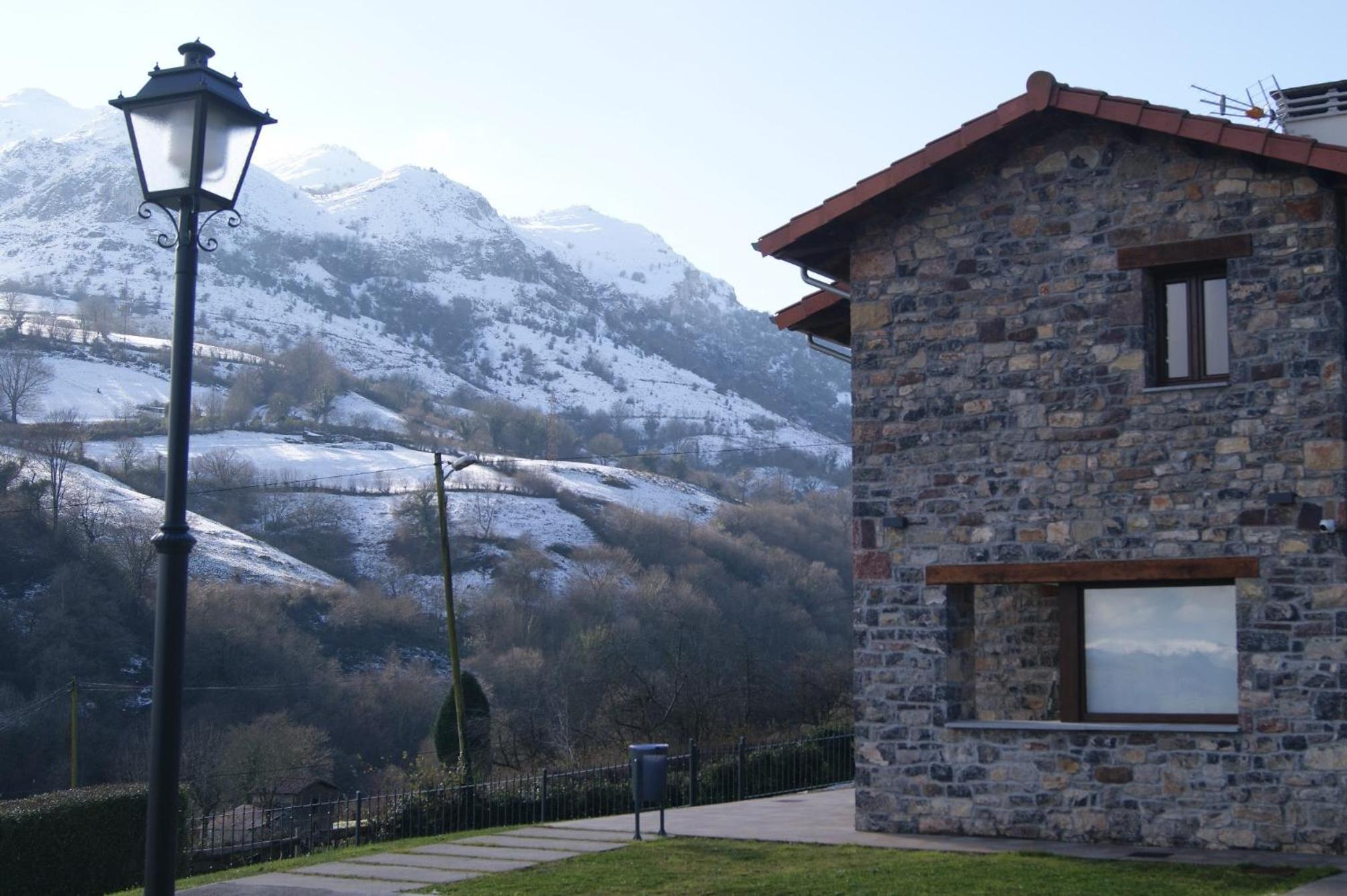 Apartamentos Rurales Peñon Blanco view 2