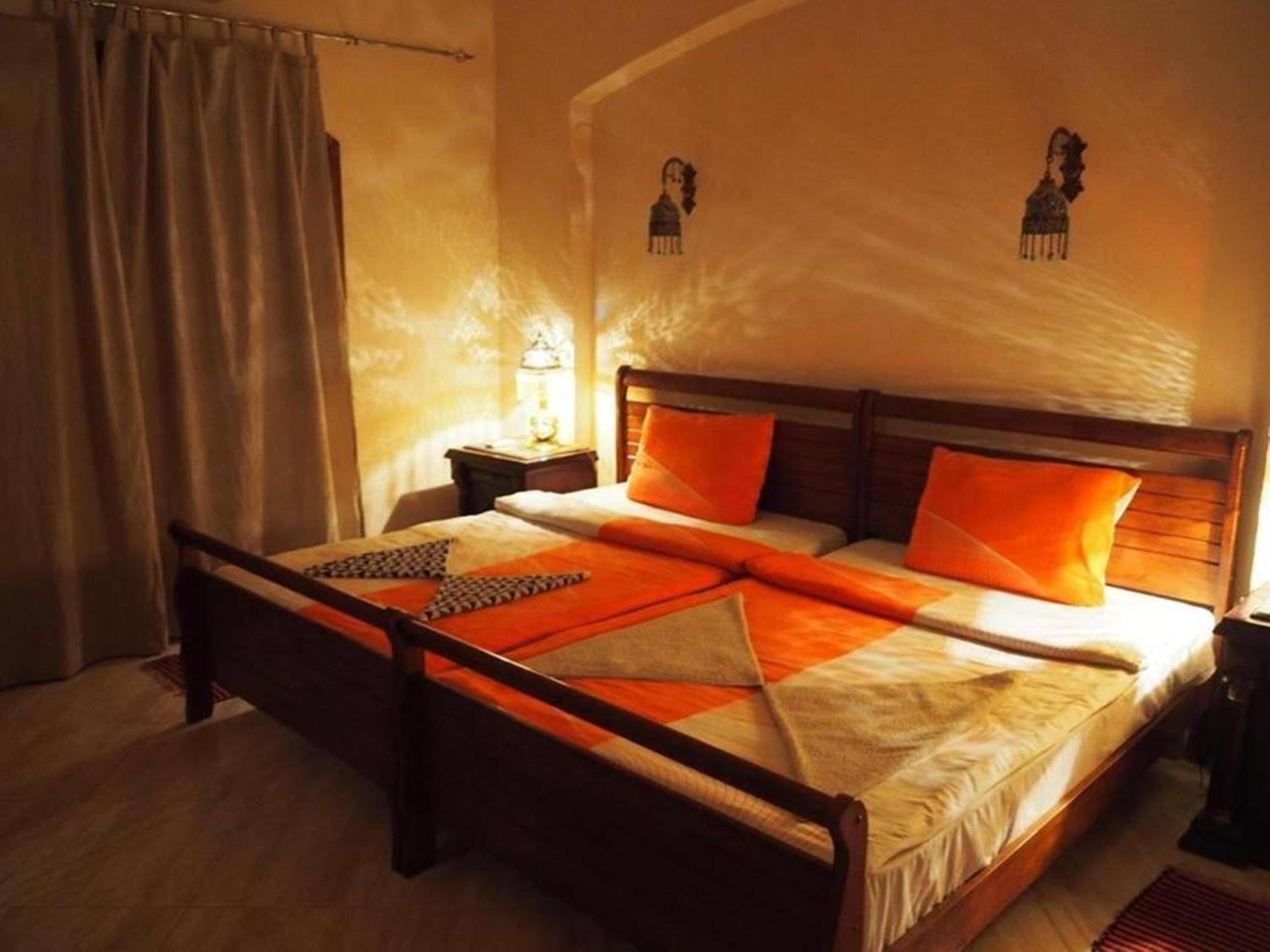 Nile Compound