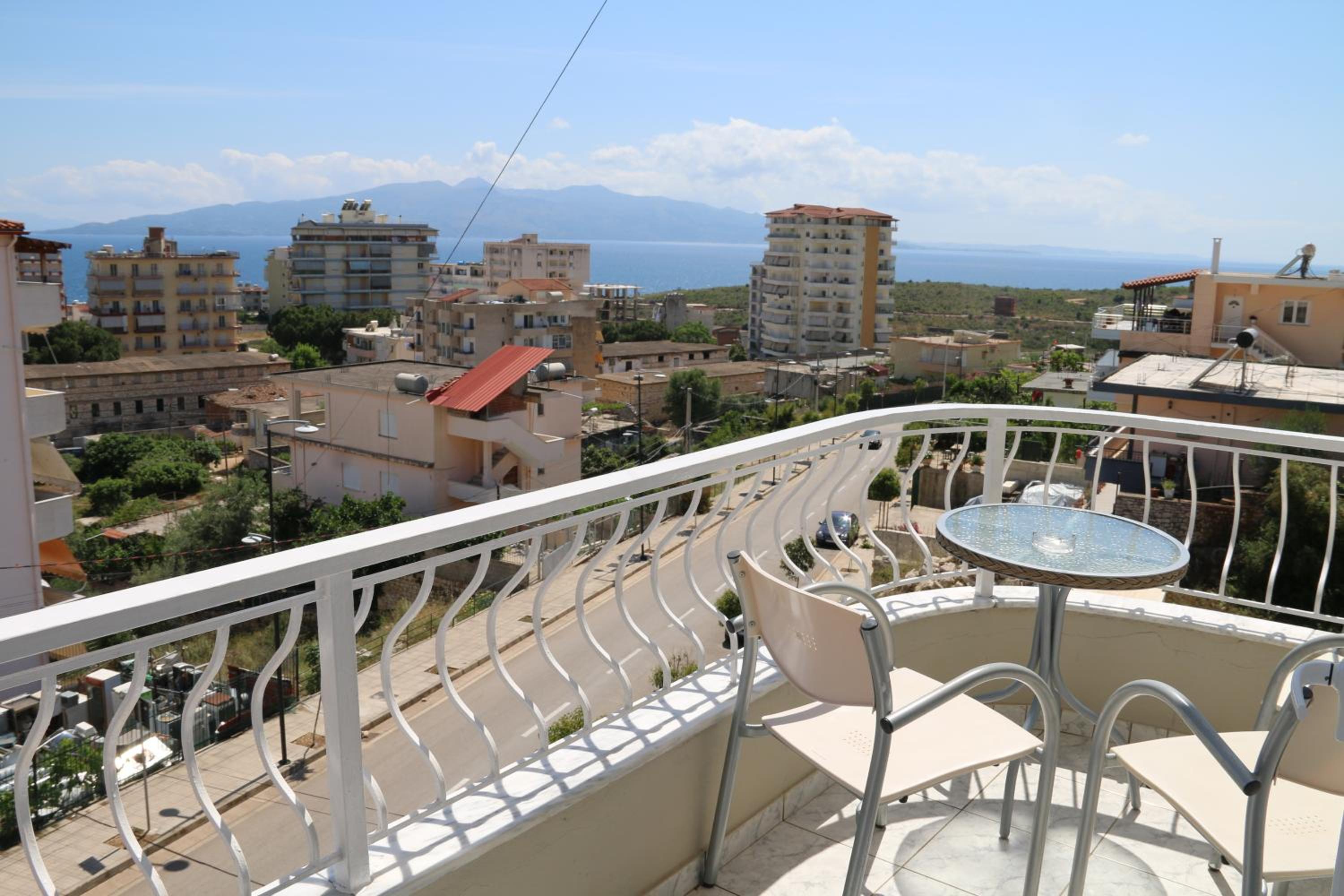 Isabela Apartments